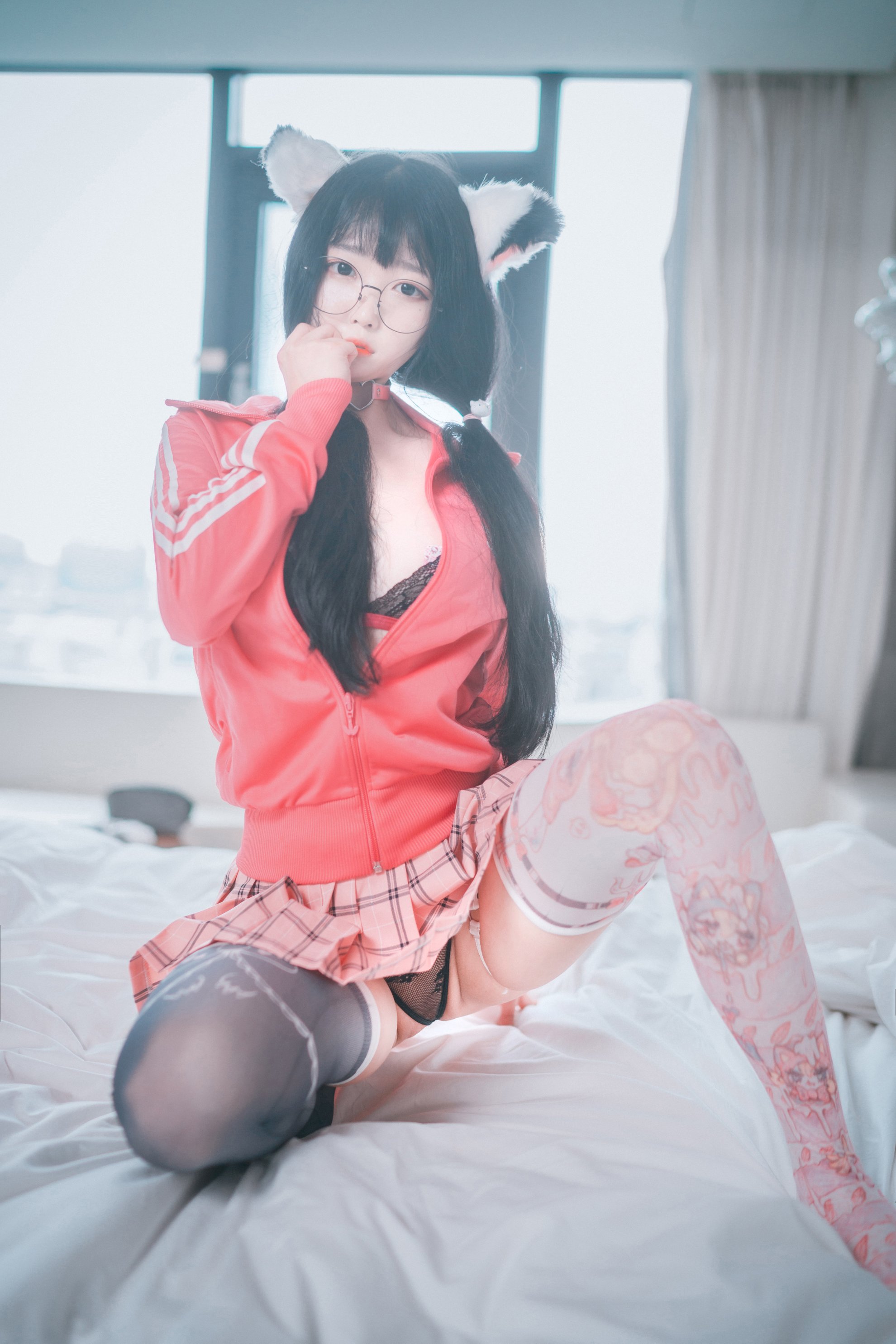 [Djawa] Aram - Áo màu hồng nóng bỏng!