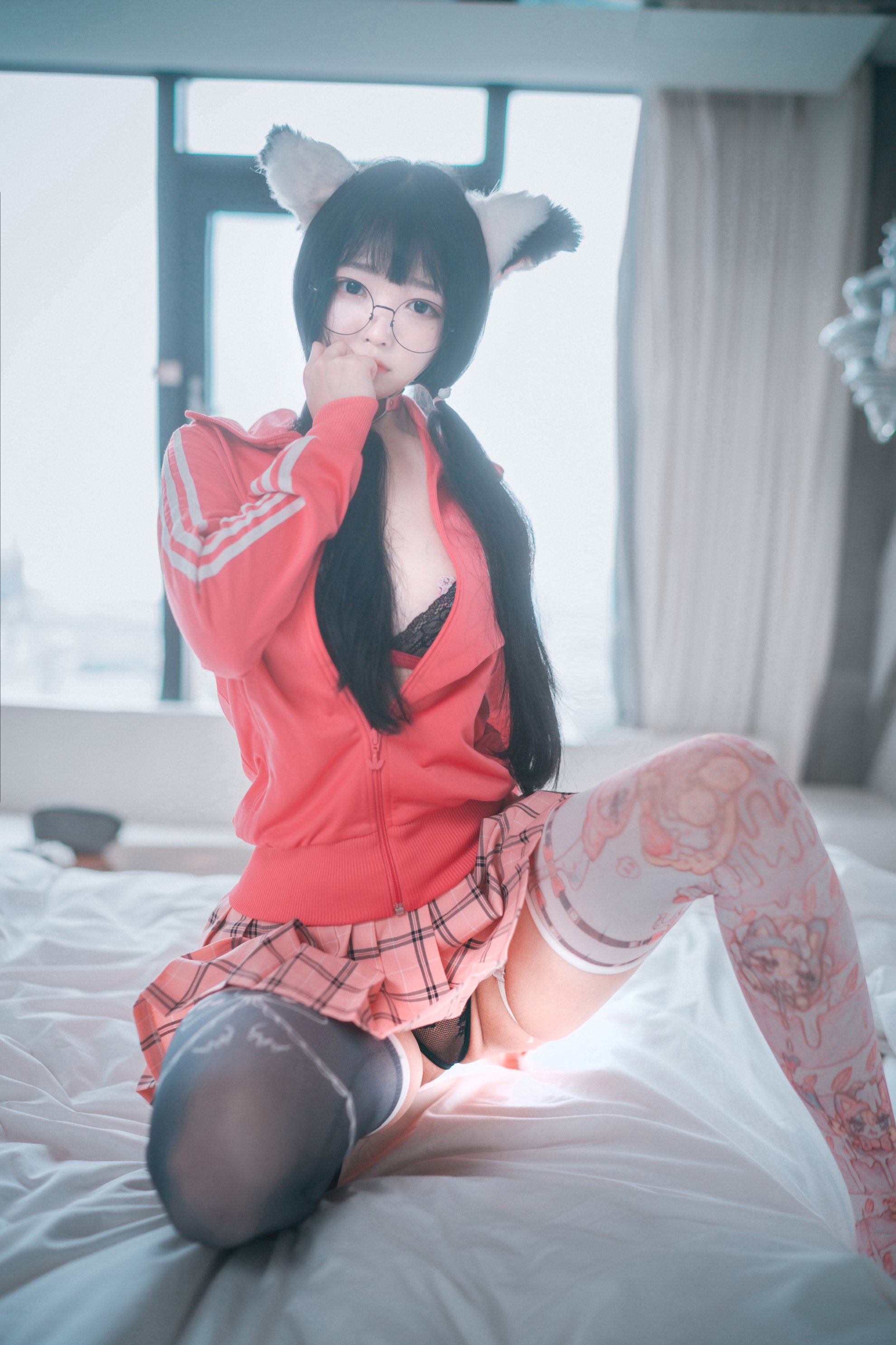 [Djawa] Aram - Áo màu hồng nóng bỏng!