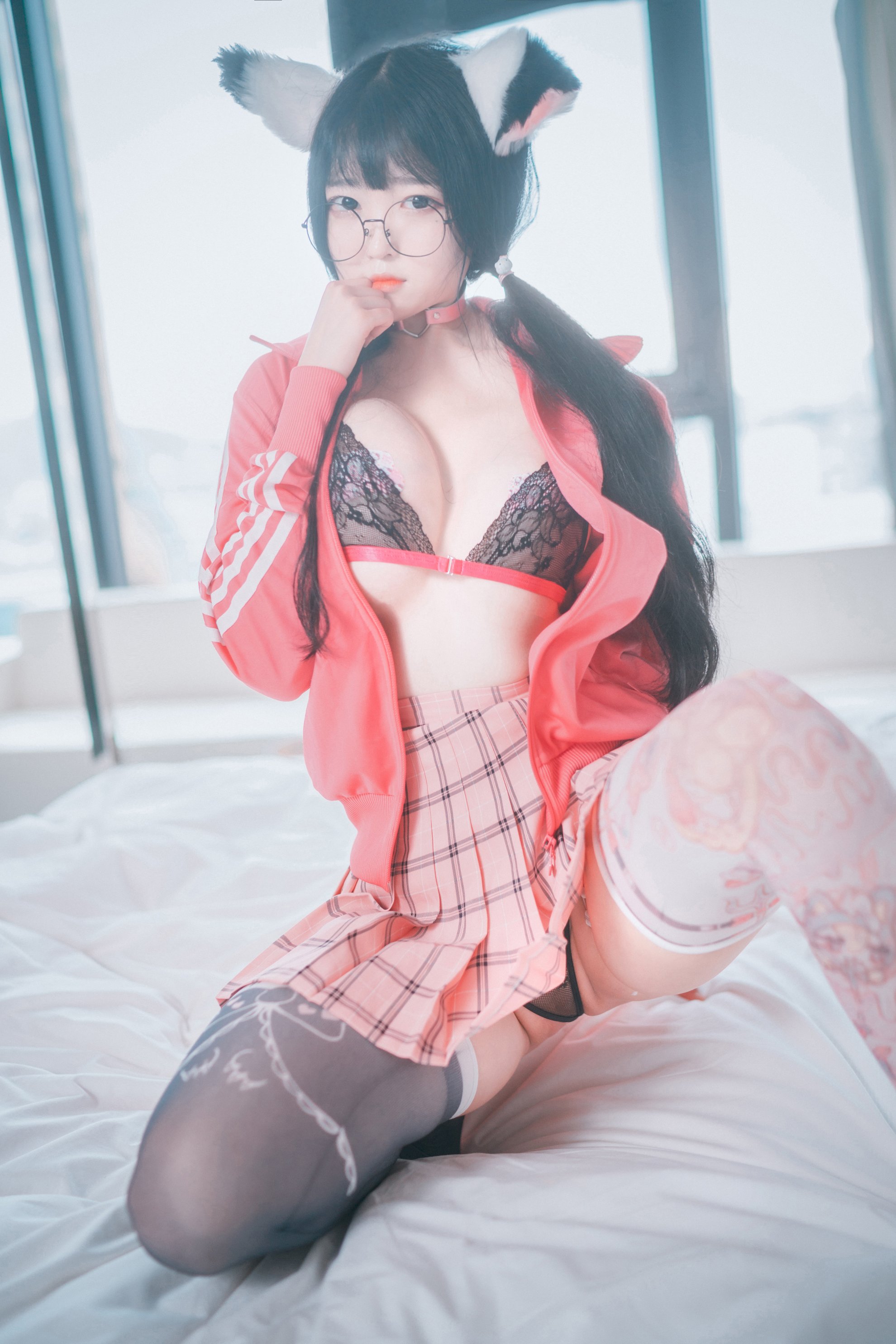 [Djawa] Aram - Áo màu hồng nóng bỏng!