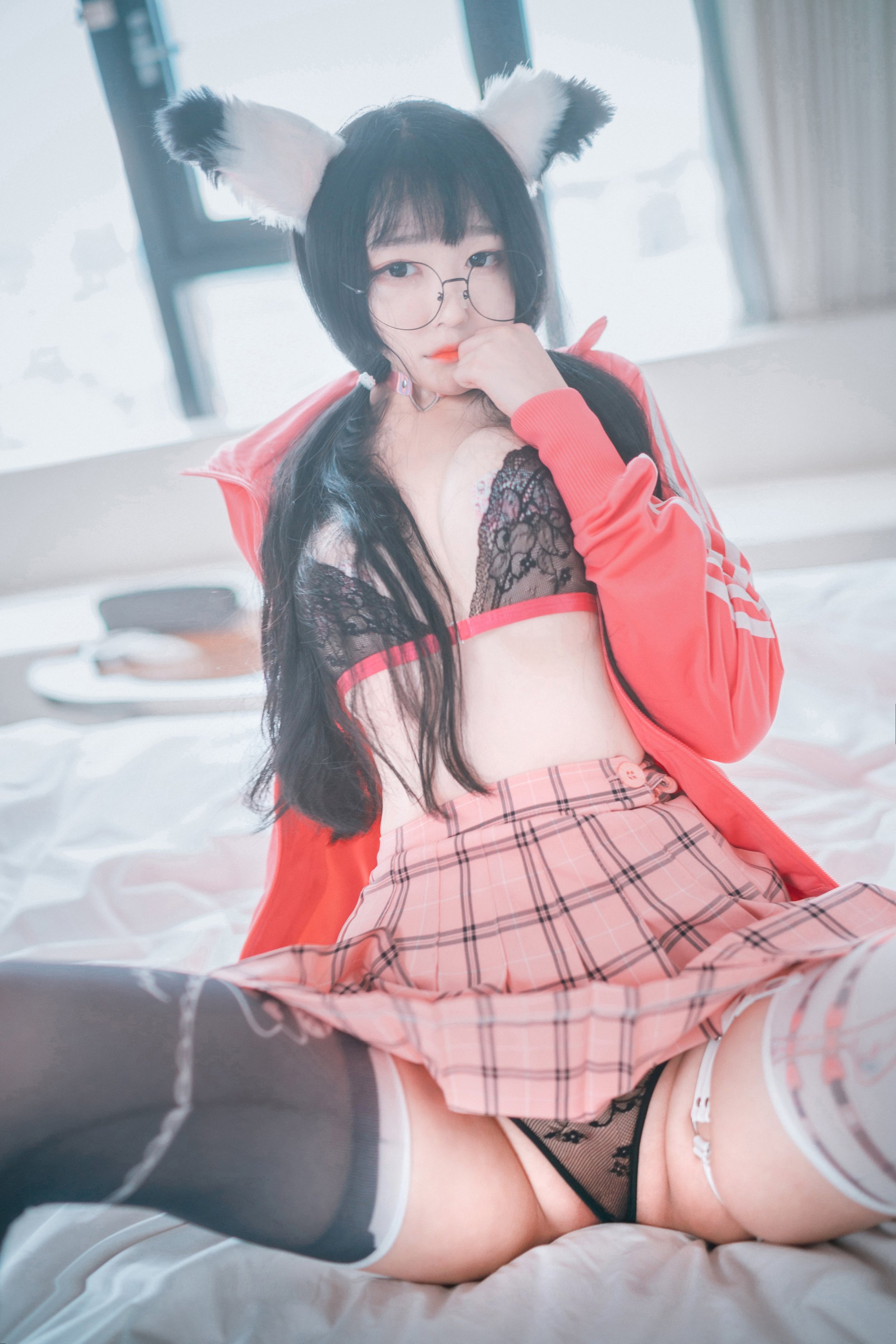 [Djawa] Aram - Áo màu hồng nóng bỏng!