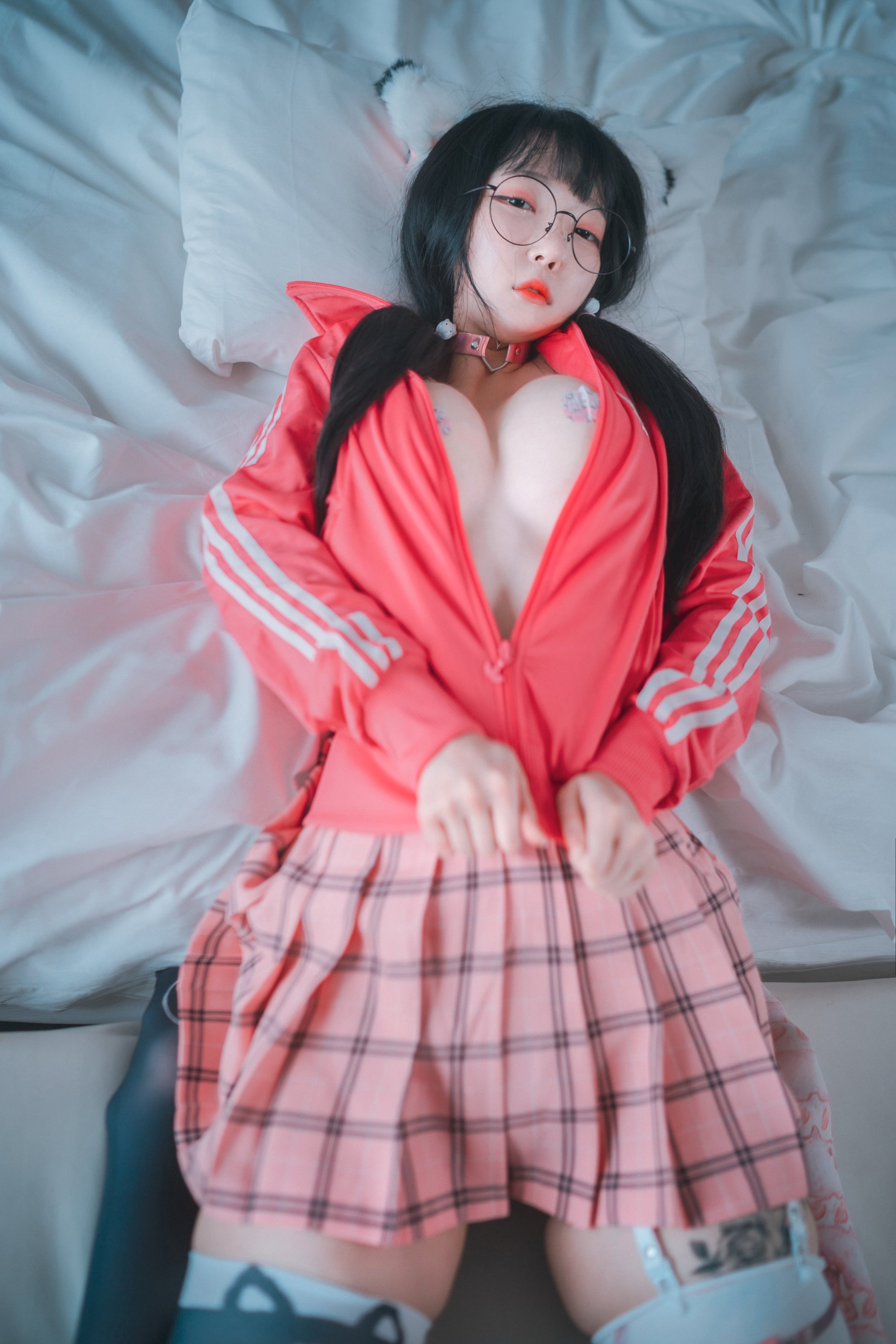 [Djawa] Aram - Áo màu hồng nóng bỏng!