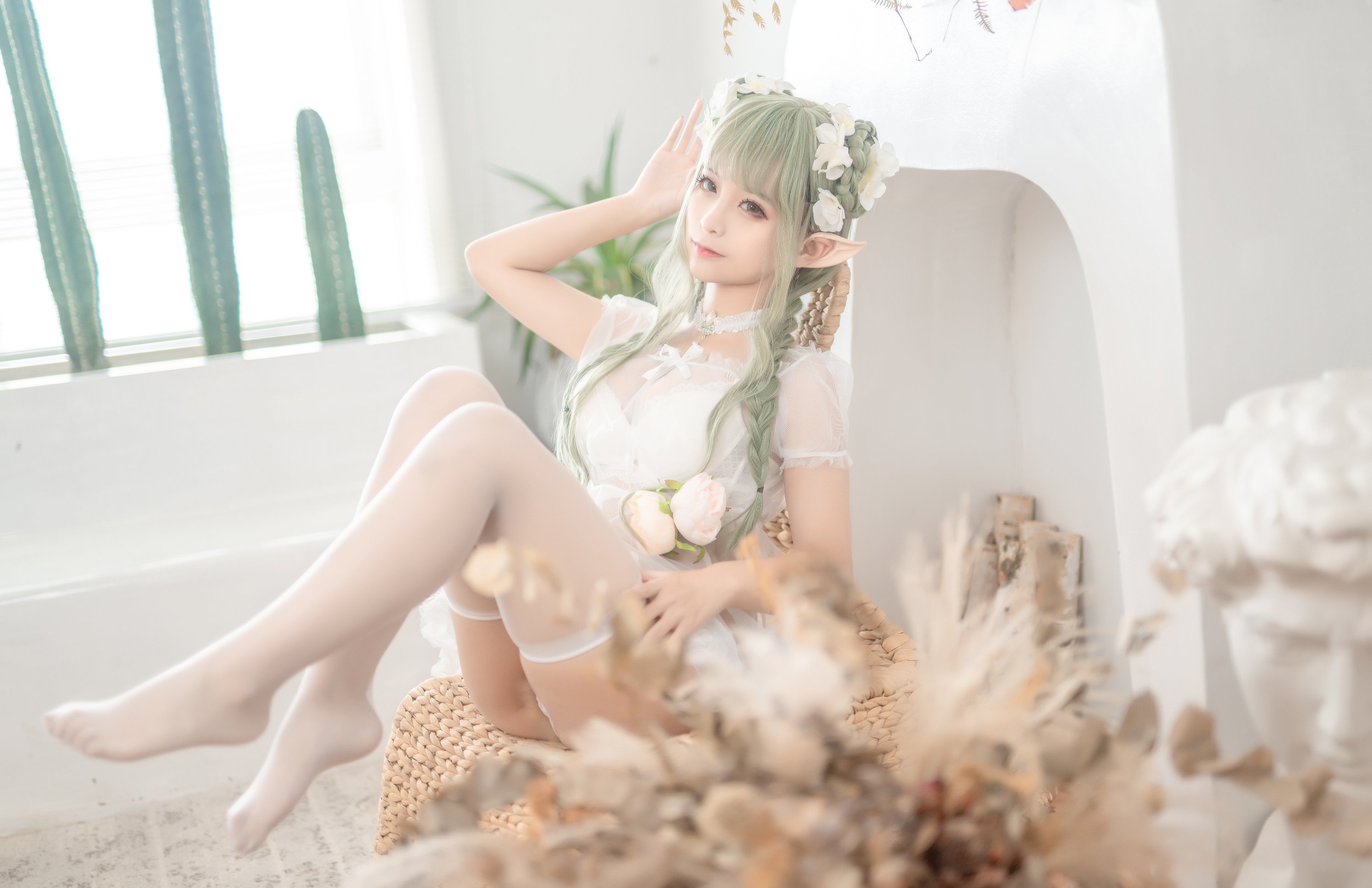 Momo ngu ngốc - "Vương quốc tai sắc nhọn" yêu tinh xanh