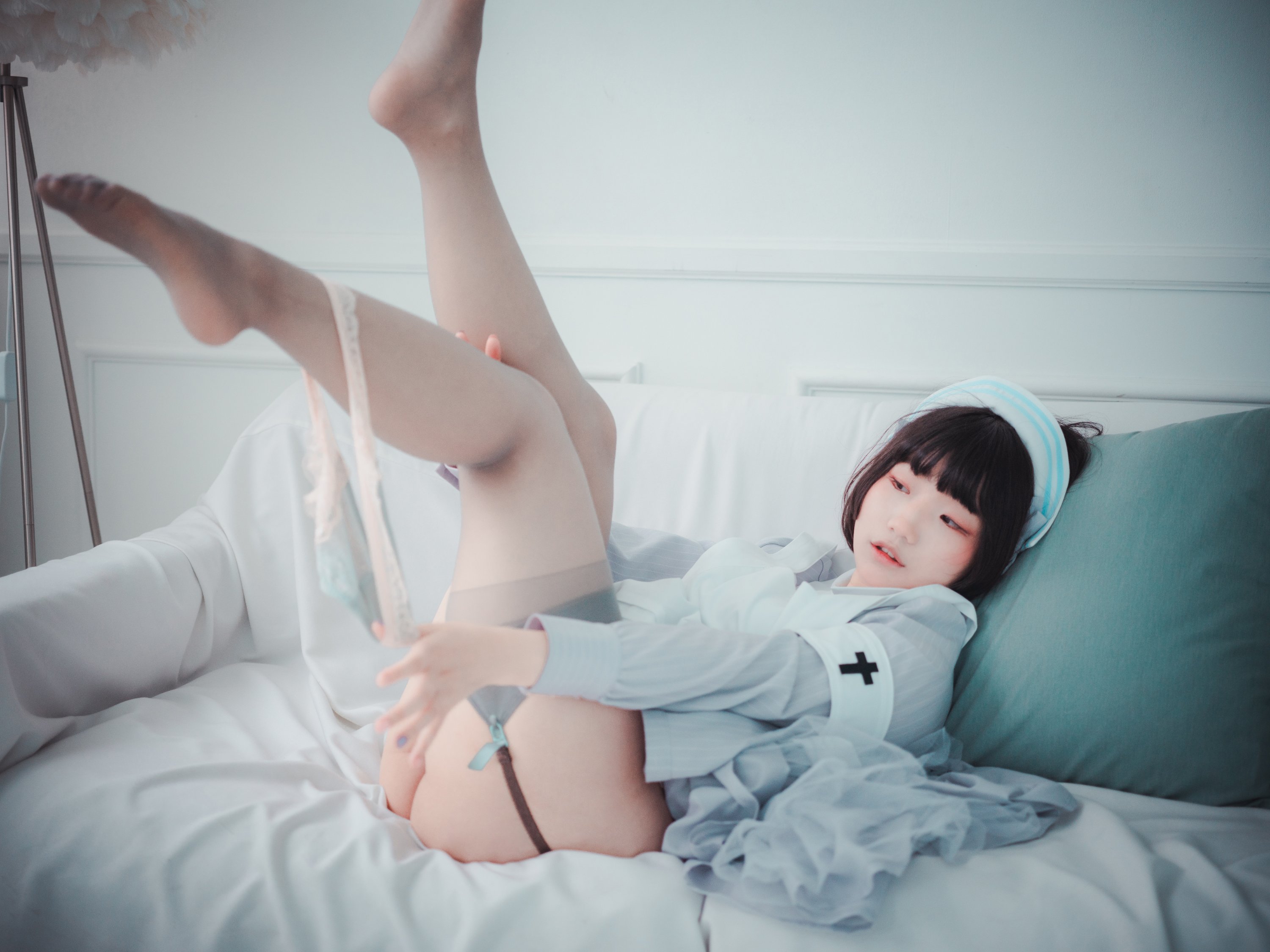 [Djawa] St. Esther - Mimmi