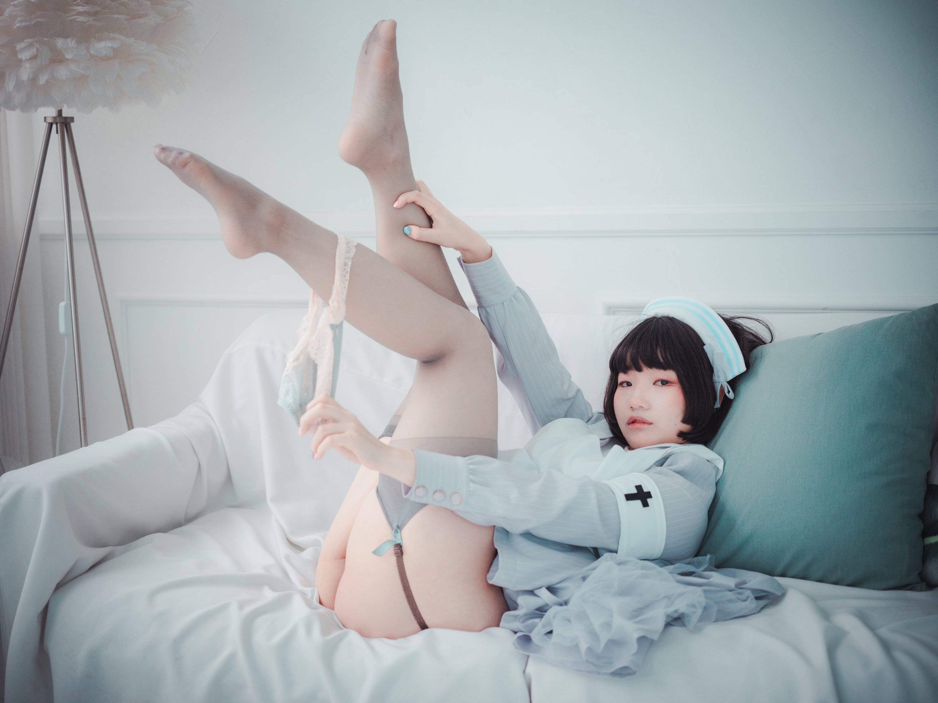 [Djawa] St. Esther - Mimmi