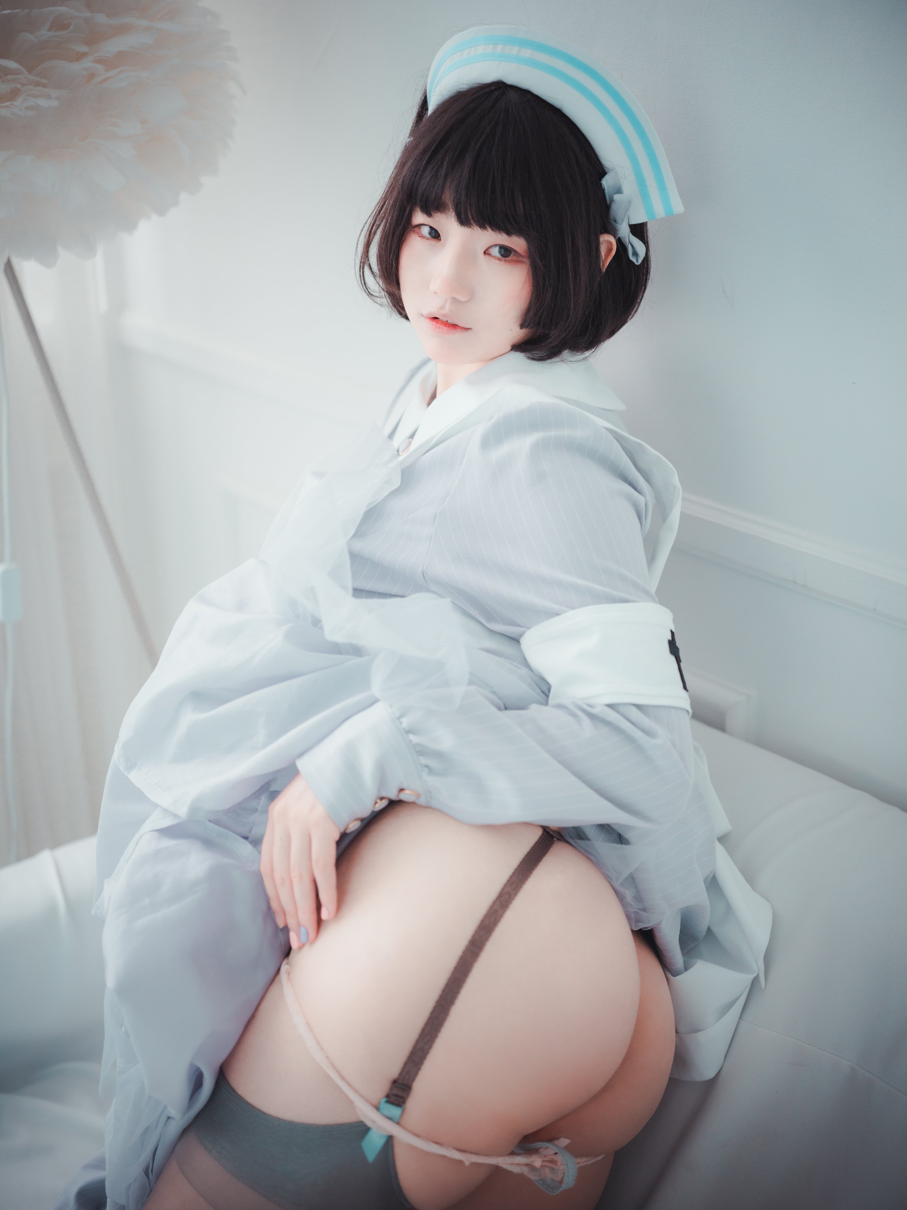 [Djawa] St. Esther - Mimmi