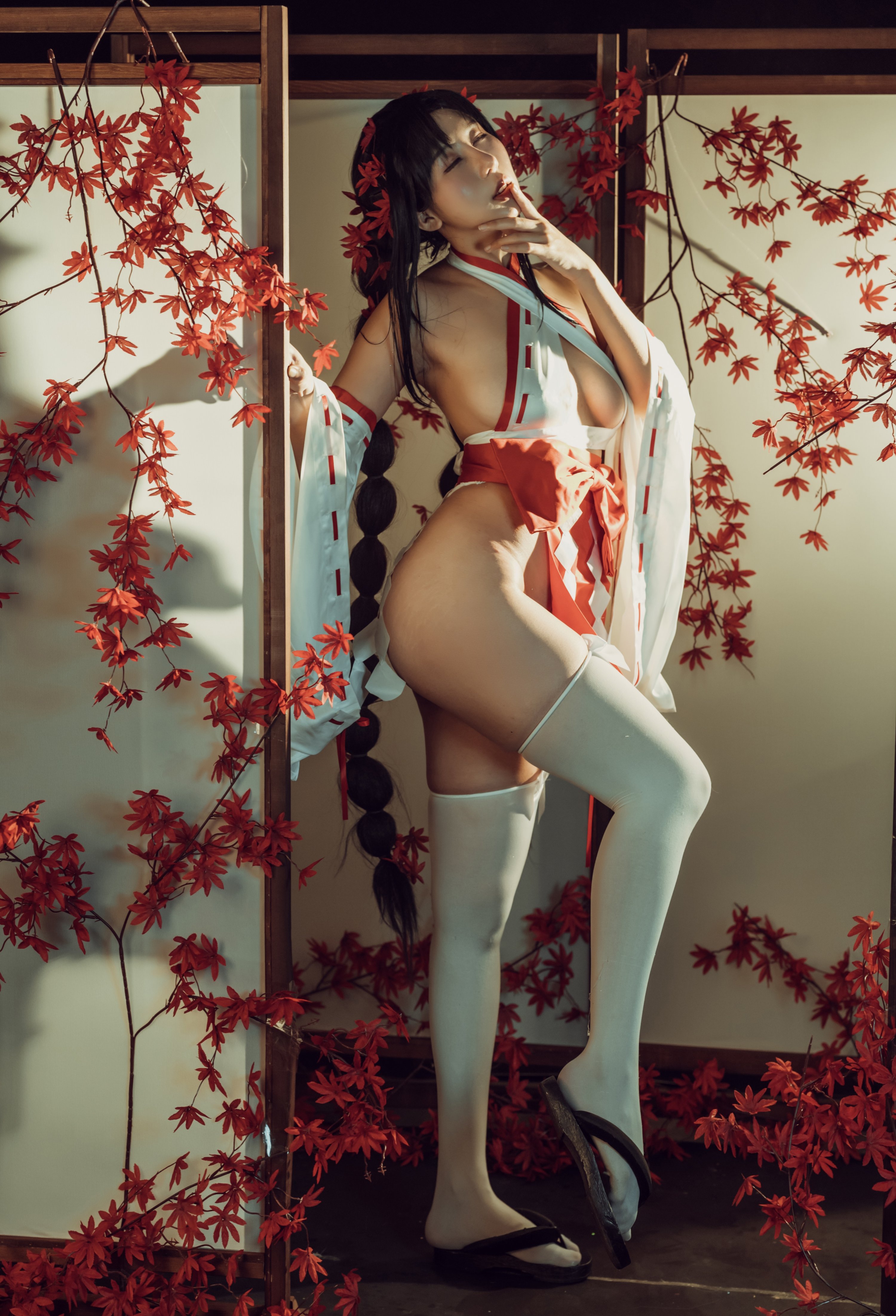 Yunxixi - Phù thủy đào sữa