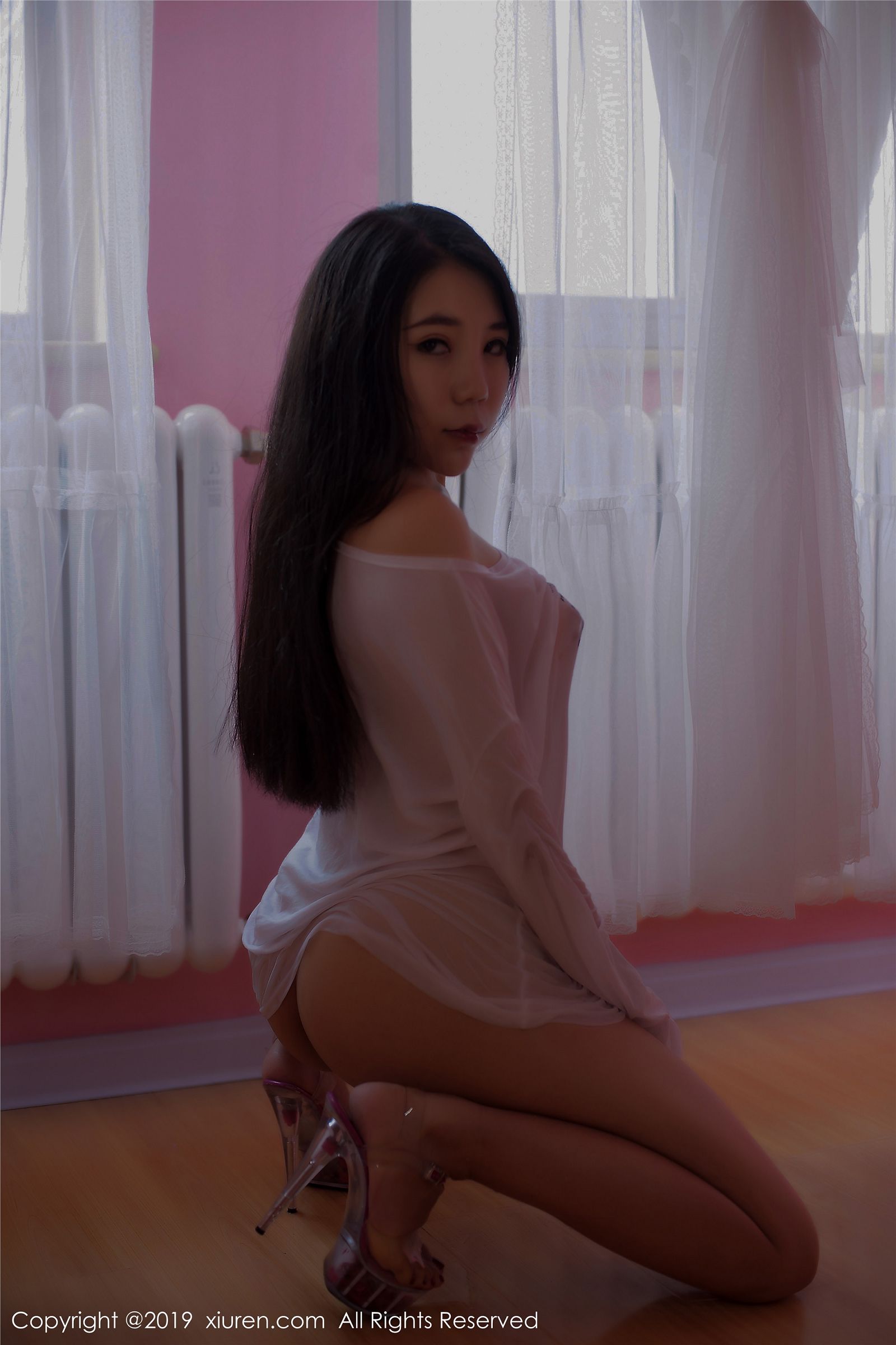 [Xiuren xiuren.com] 2019.07.17 vol.1553 Lily trống