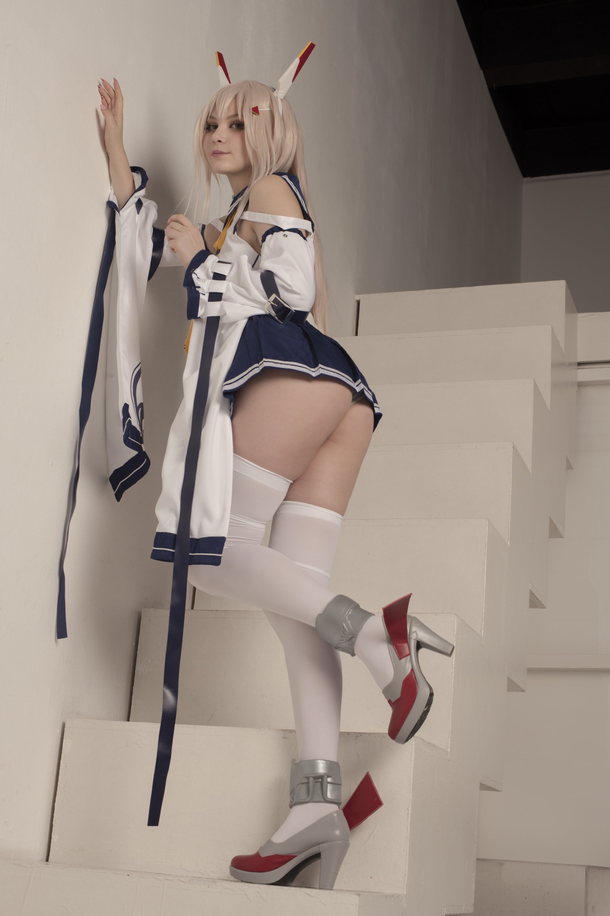 Tsuki Desu - Ayanami (Azur Lane)