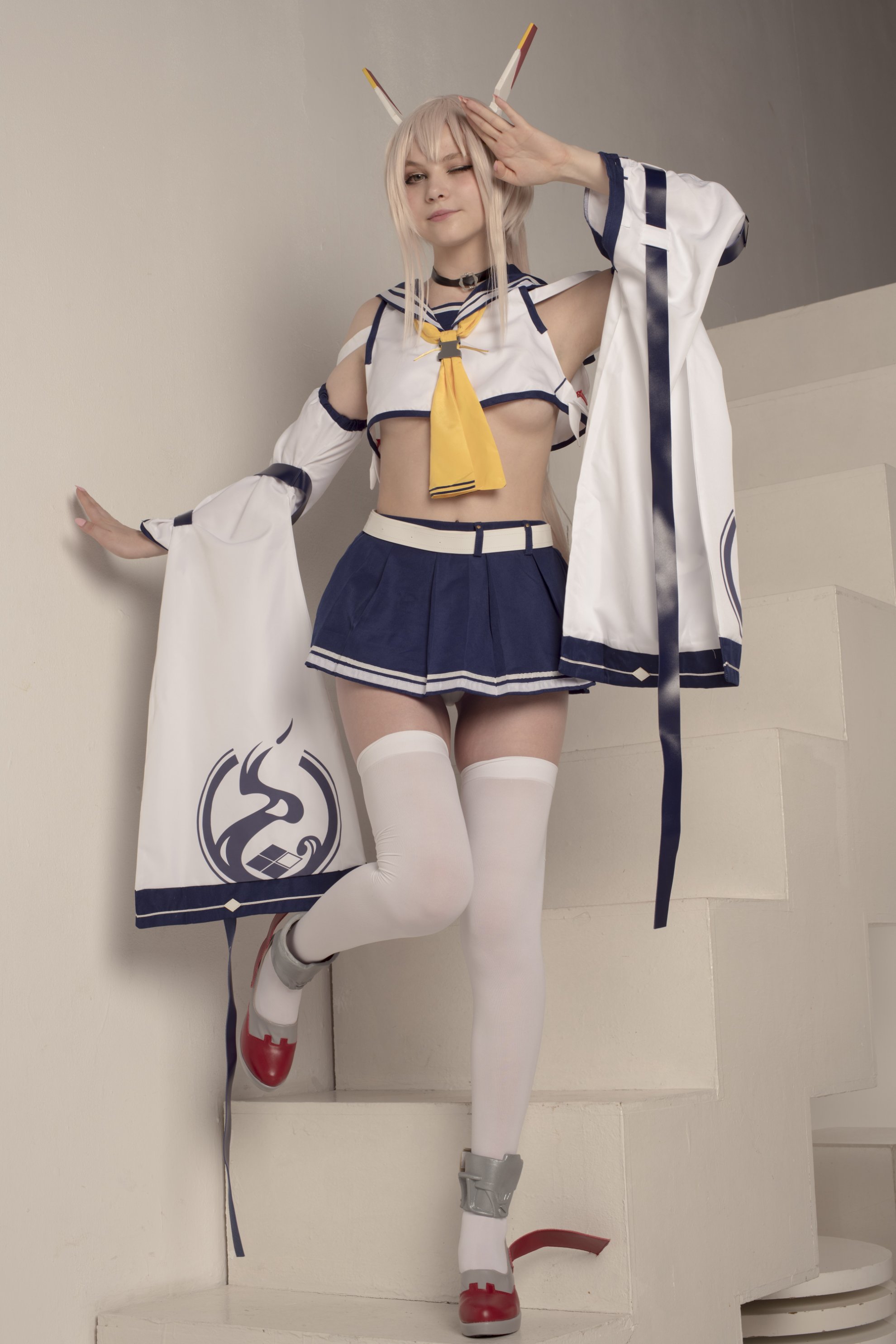 Tsuki Desu - Ayanami (Azur Lane)