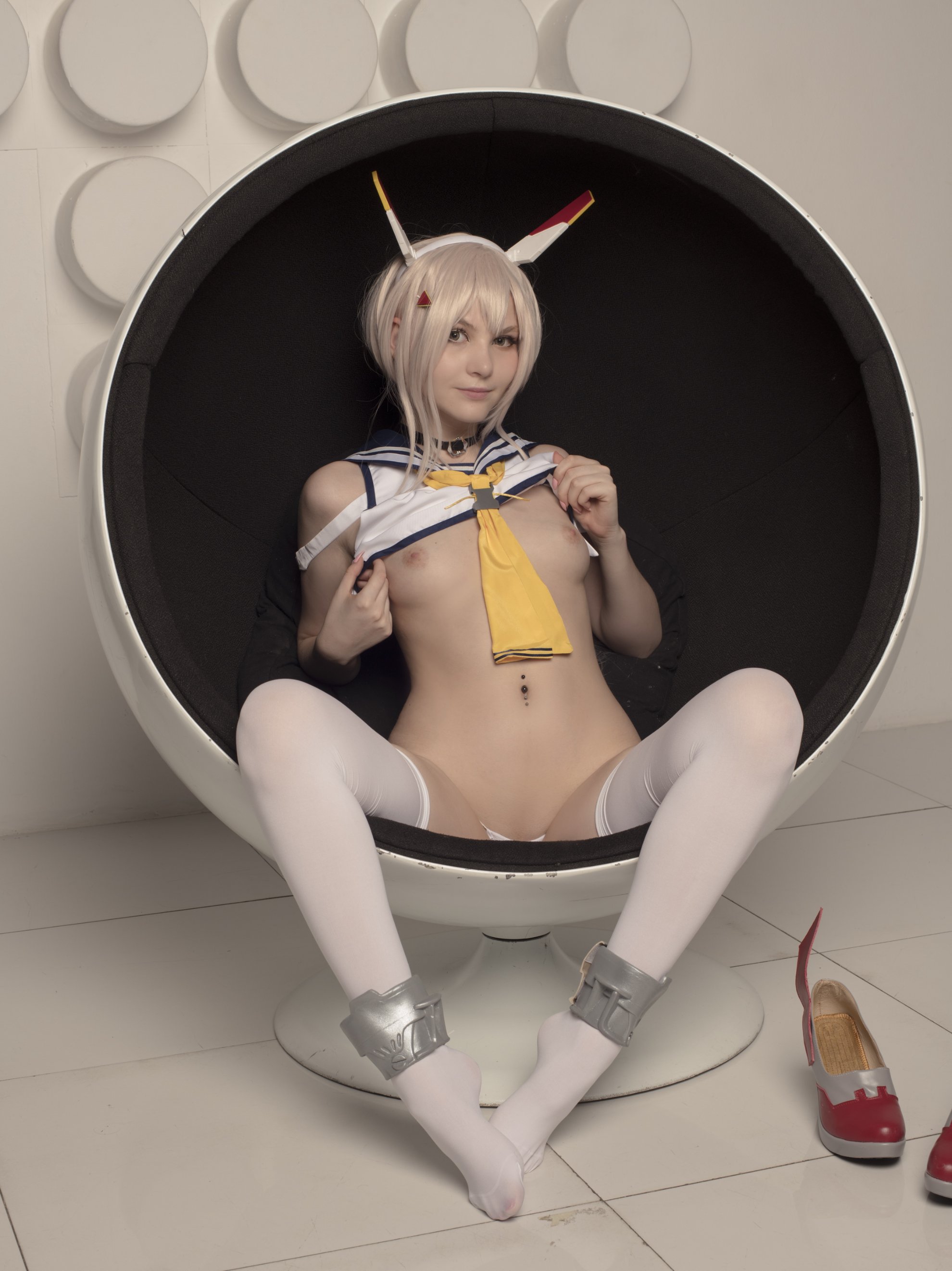 Tsuki Desu - Ayanami (Azur Lane)