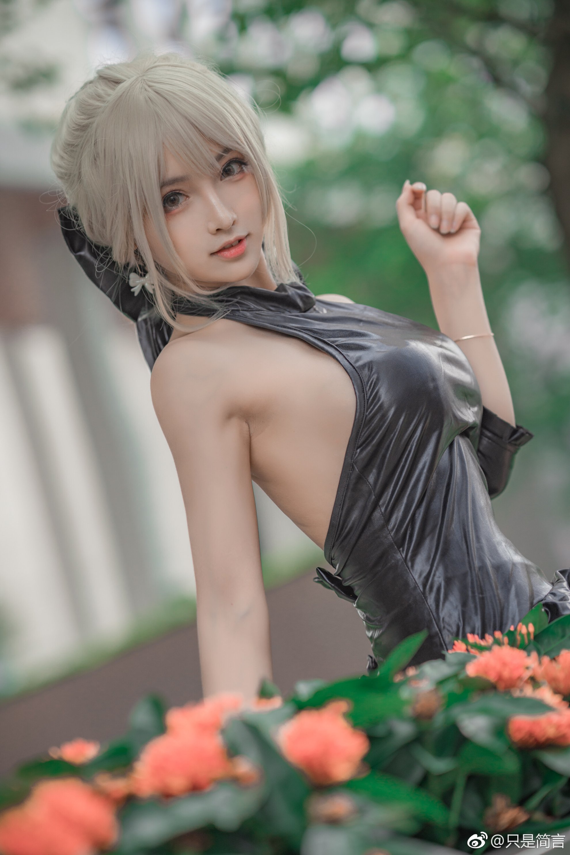 Bộ sưu tập Cosplay Saber chỉ bằng một tuyên bố ngắn gọn & Futuaner