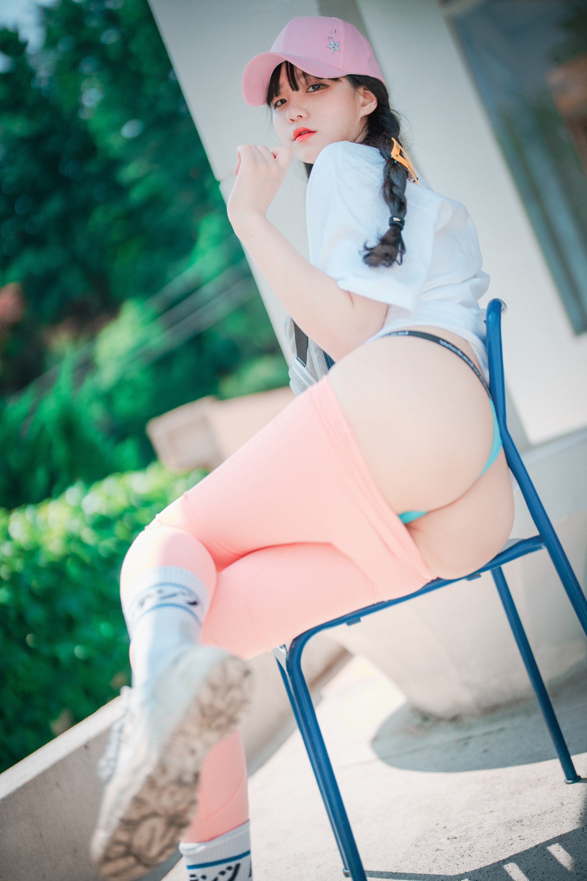 [Djawa] Jenny - Màu hồng lỏng lẻo và chặt chẽ