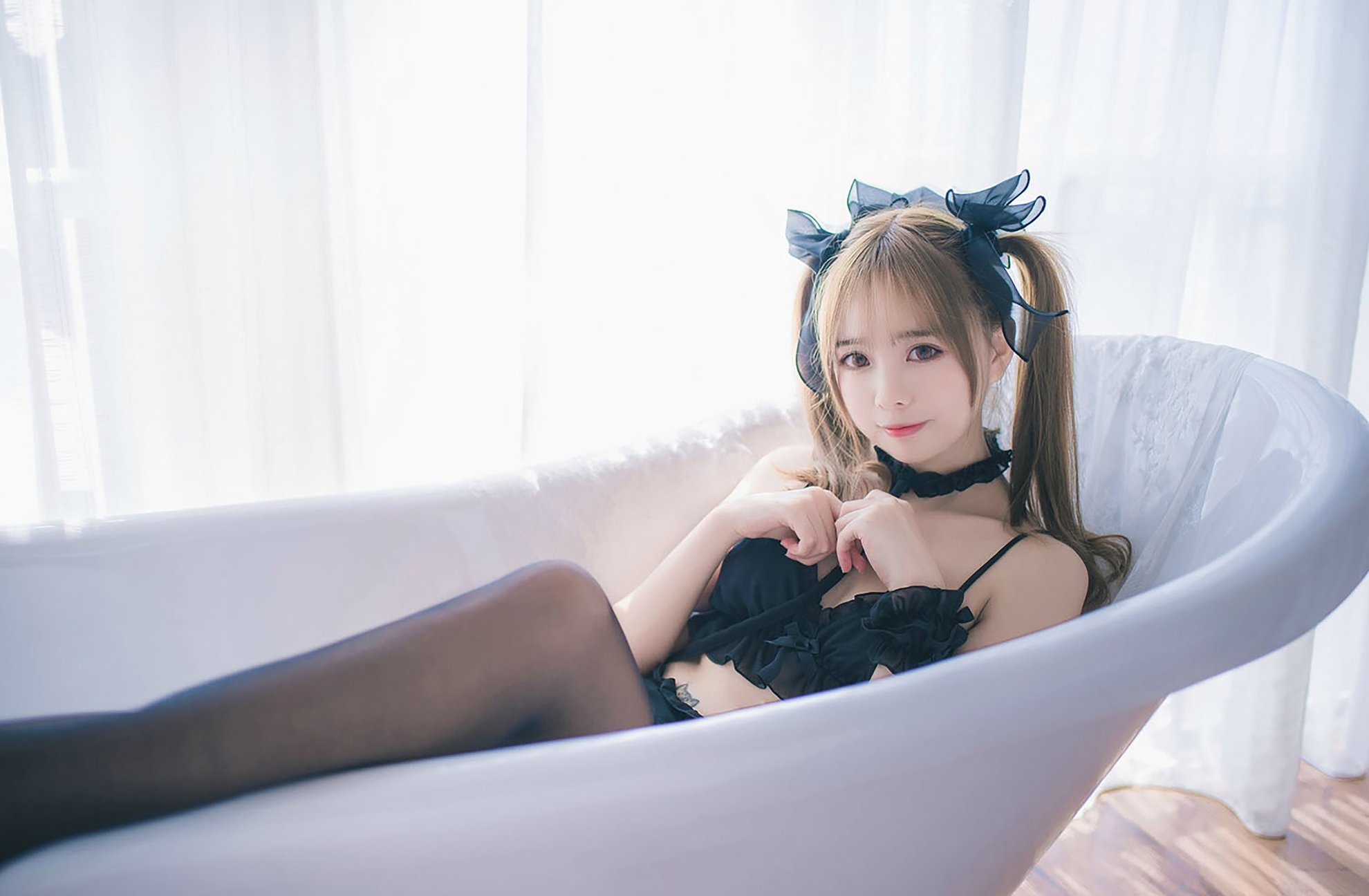 Ono cô gái hình ảnh riêng tư