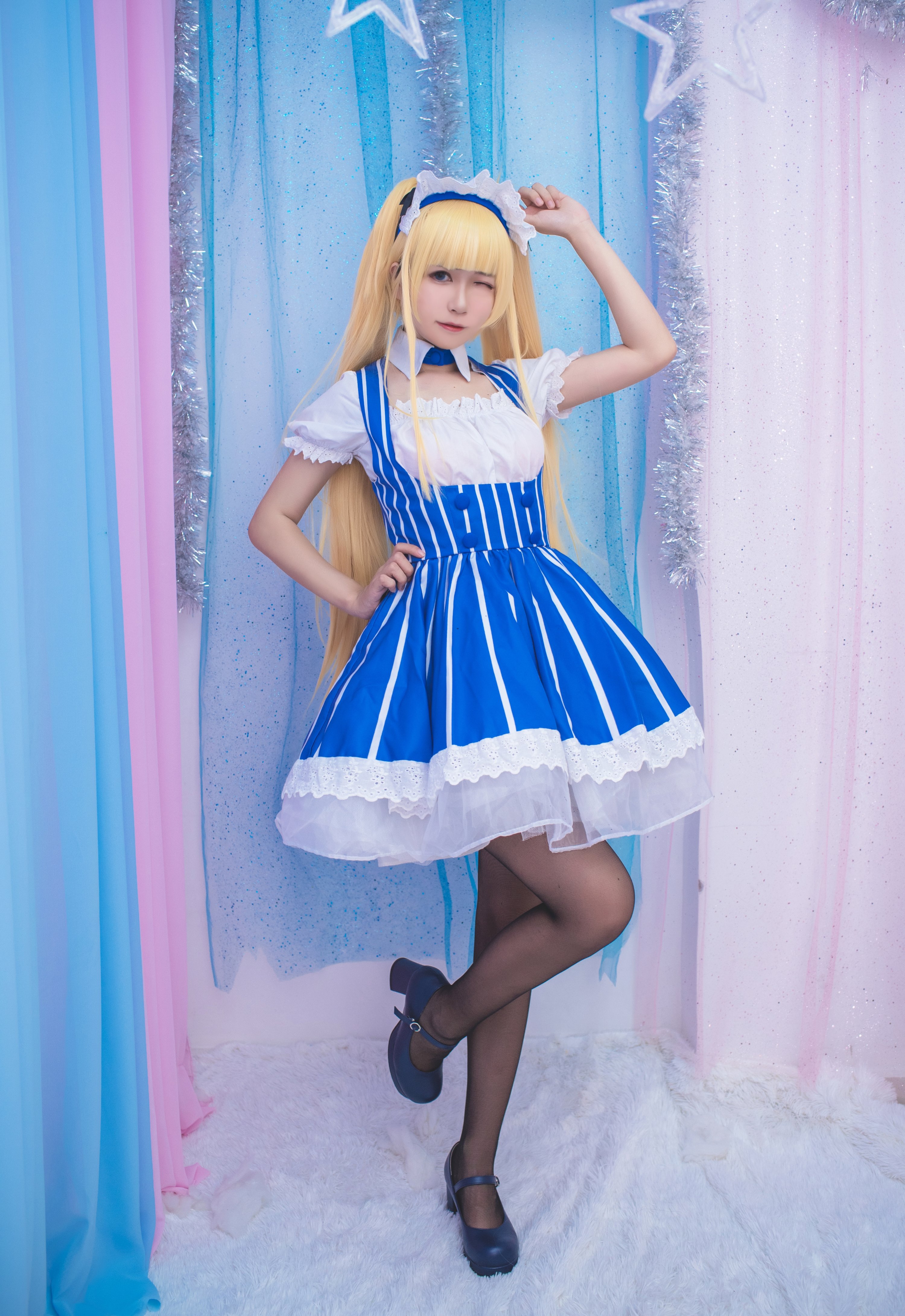 Ono Girl W - Nữ Passerby