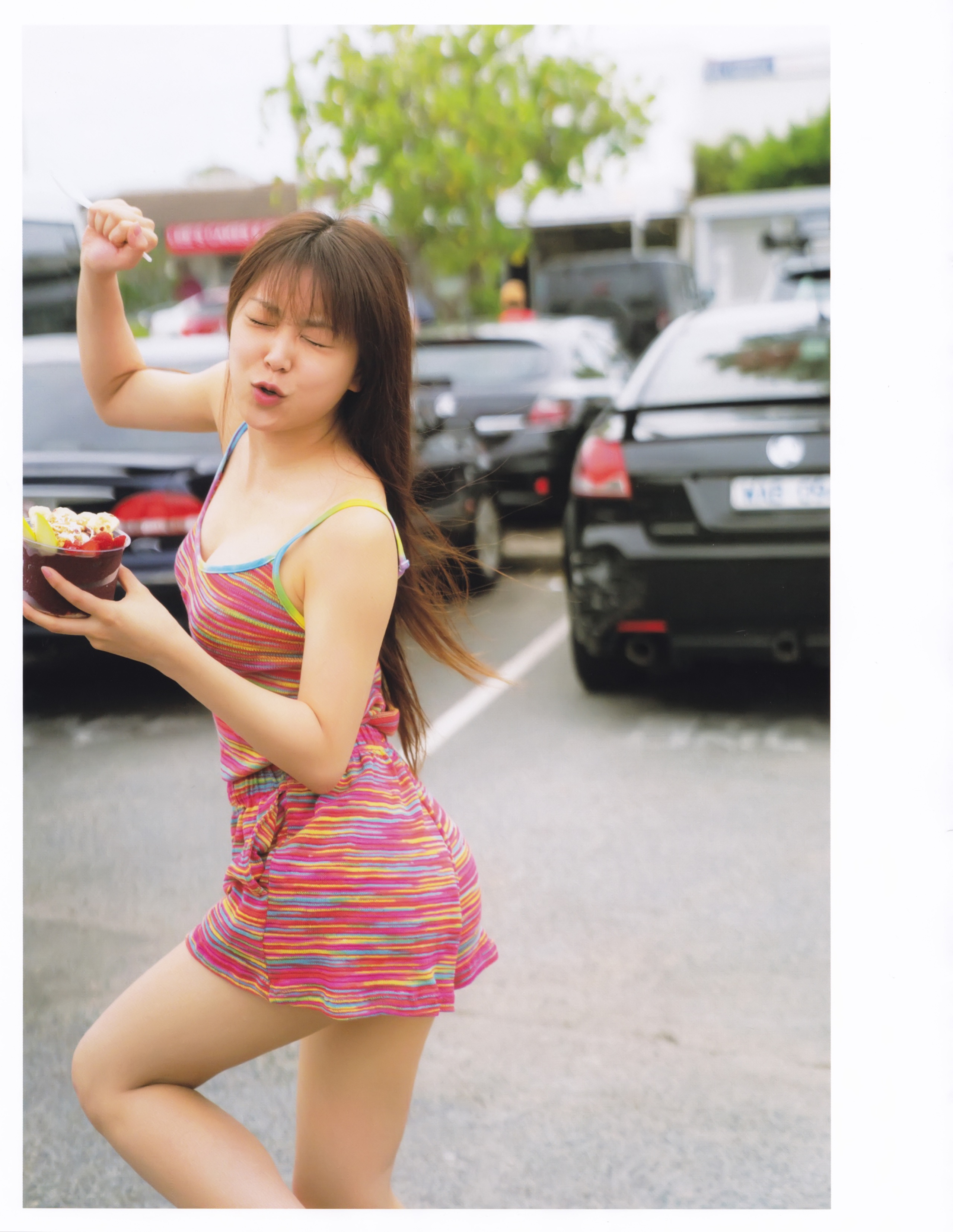 2019.06.19 Sách ảnh đầu tiên của Shirama Miru Love Rush