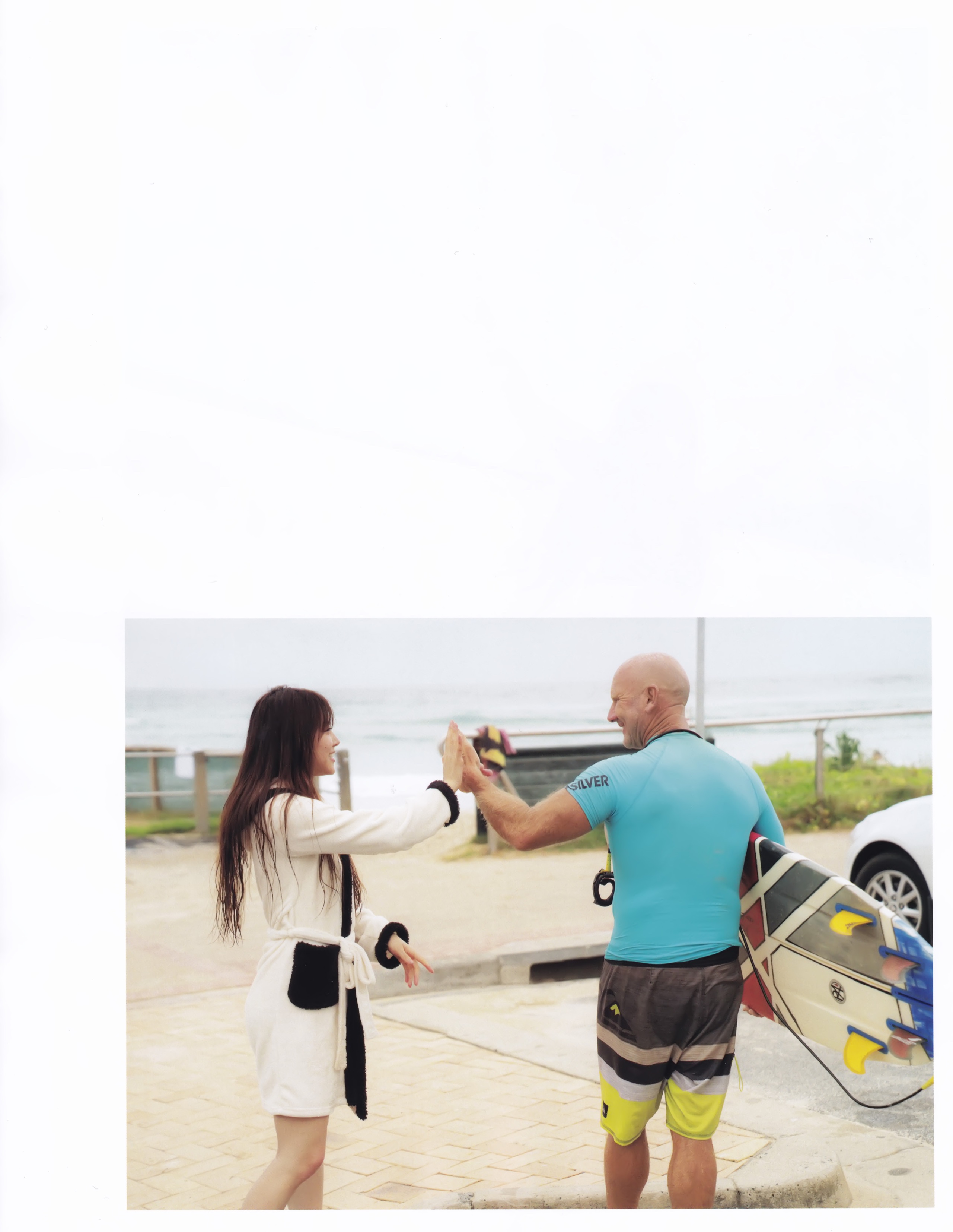 2019.06.19 Sách ảnh đầu tiên của Shirama Miru Love Rush