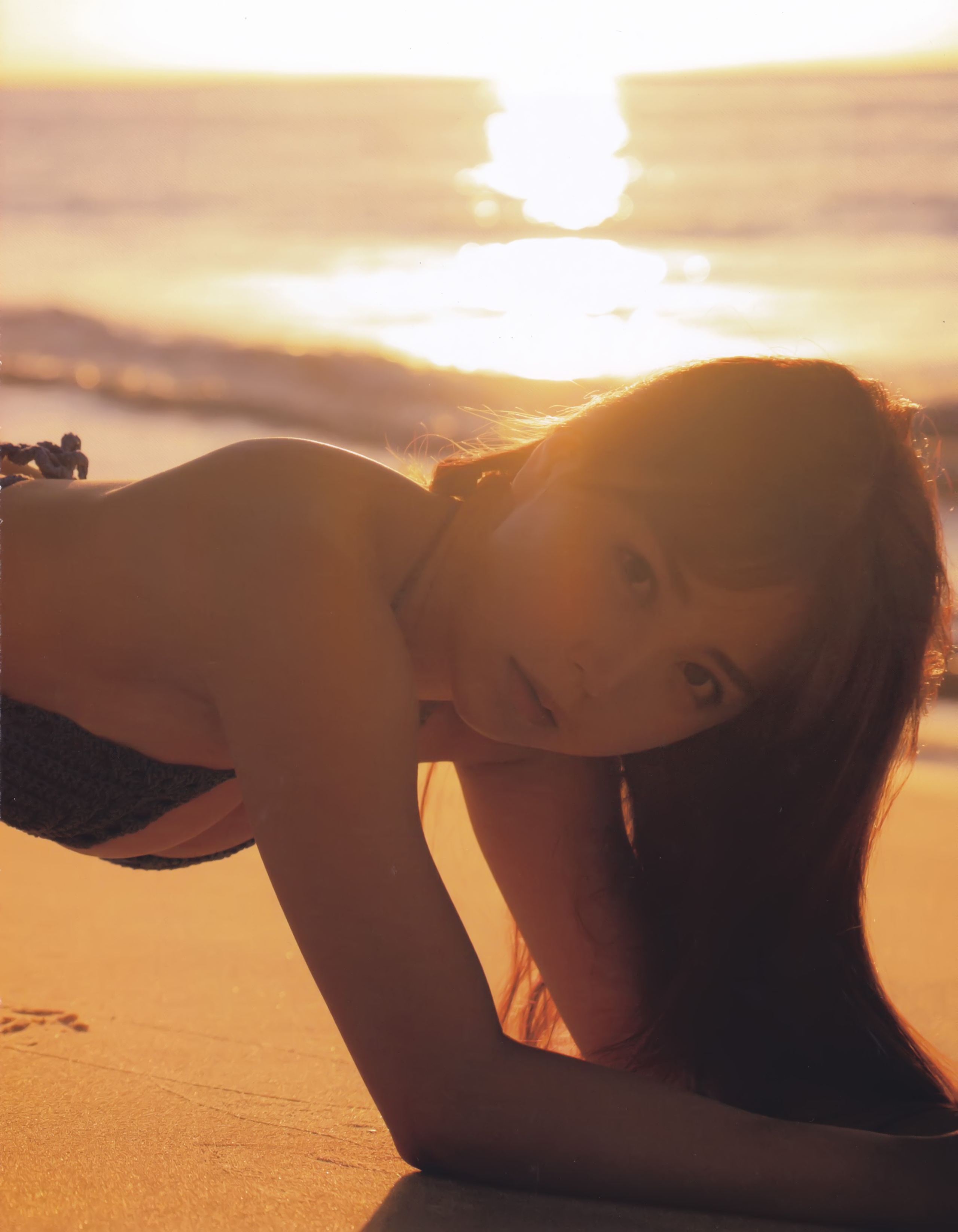 2019.06.19 Sách ảnh đầu tiên của Shirama Miru Love Rush