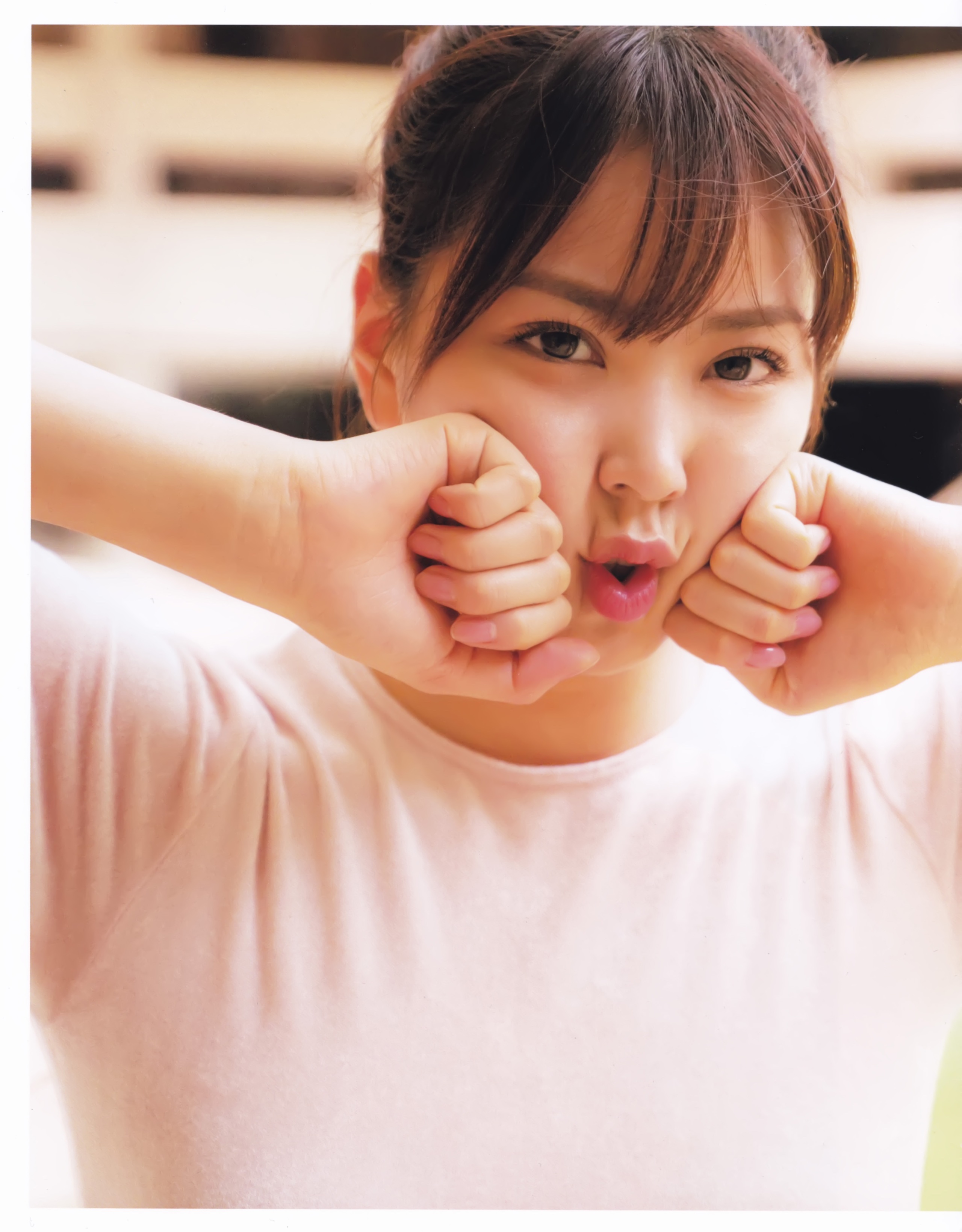 2019.06.19 Sách ảnh đầu tiên của Shirama Miru Love Rush