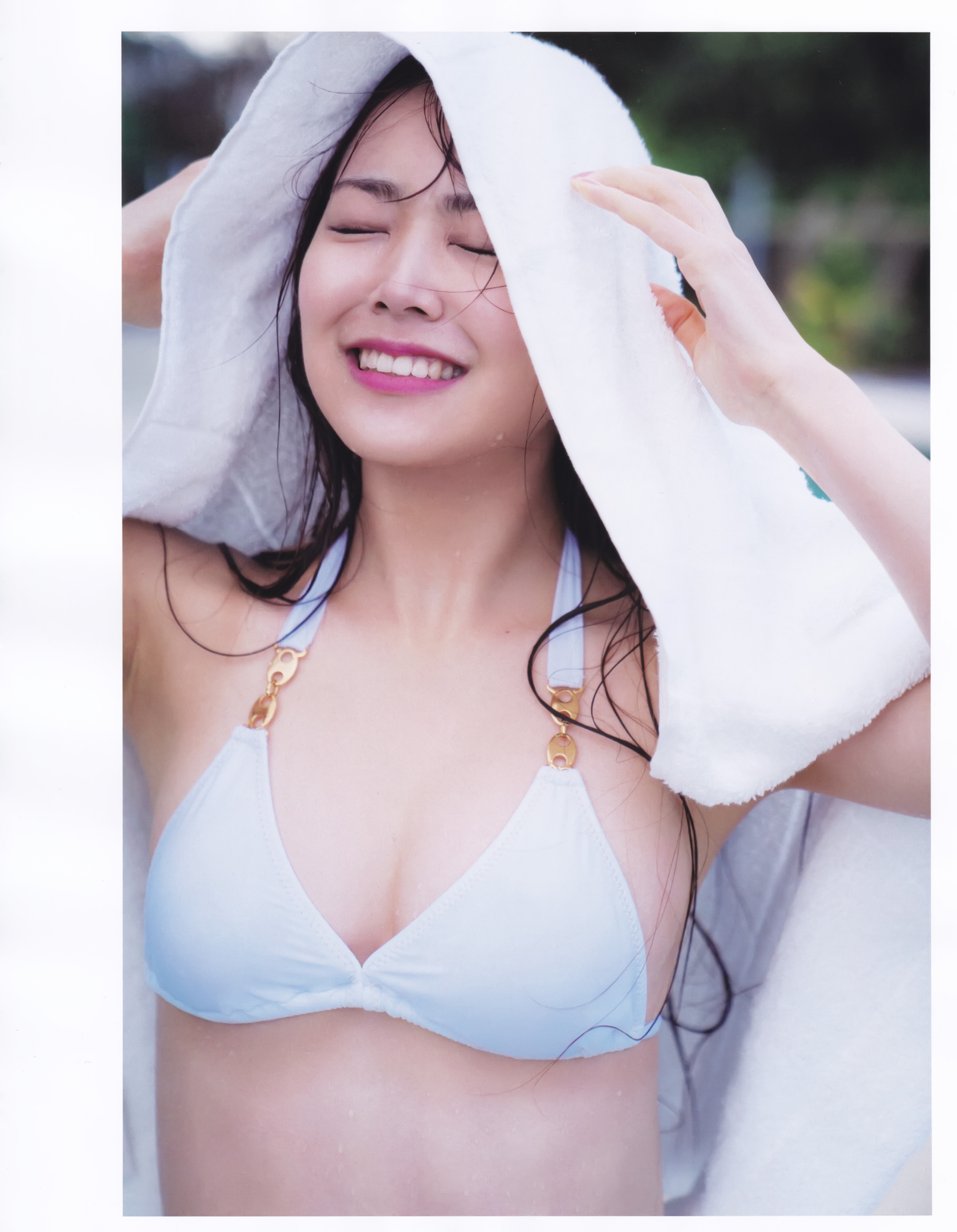 2019.06.19 Sách ảnh đầu tiên của Shirama Miru Love Rush