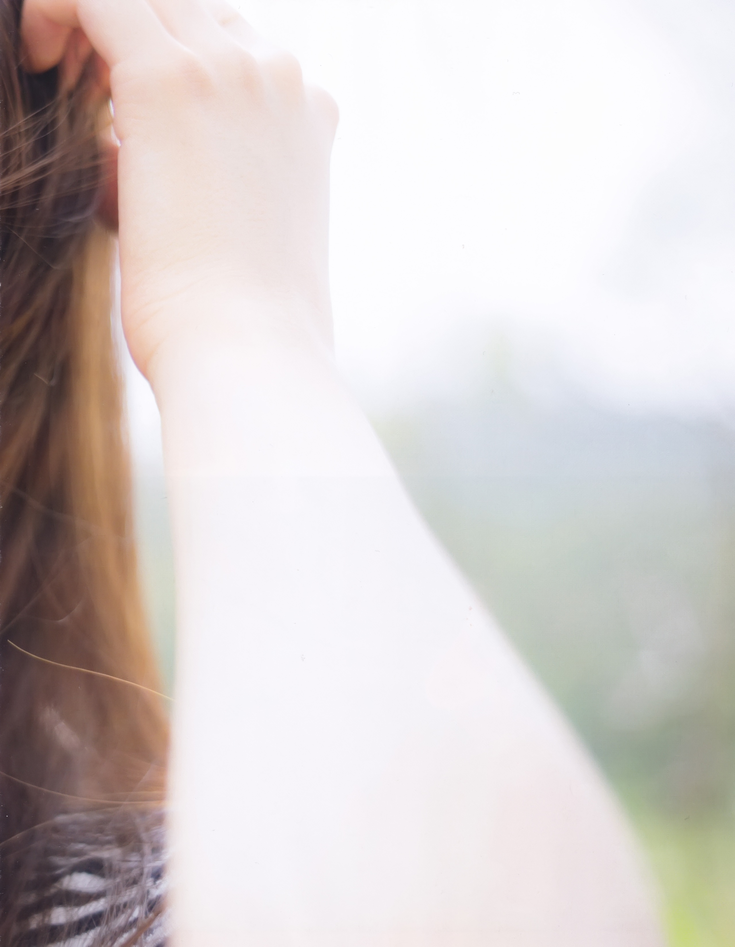 2019.06.19 Sách ảnh đầu tiên của Shirama Miru Love Rush