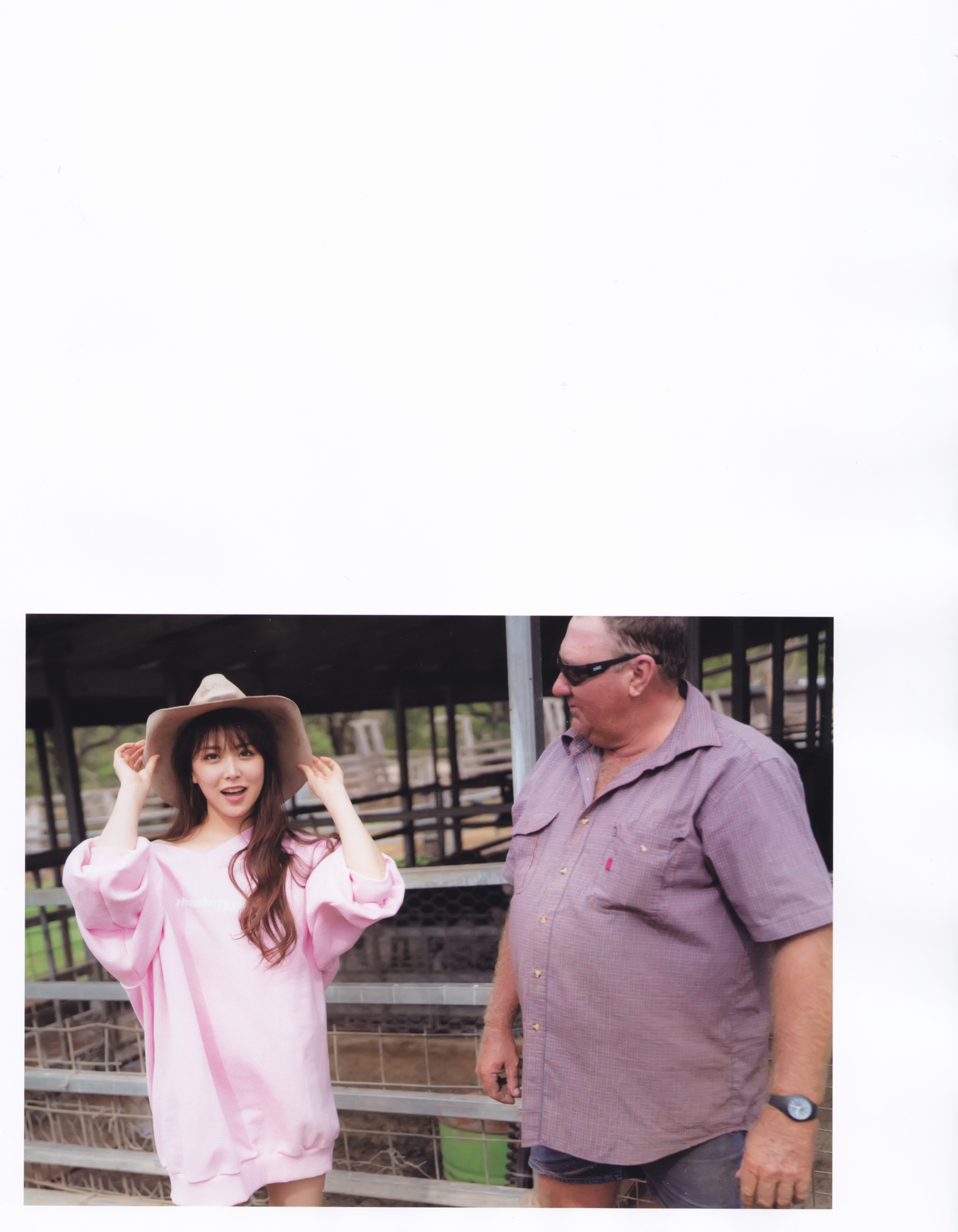 2019.06.19 Sách ảnh đầu tiên của Shirama Miru Love Rush