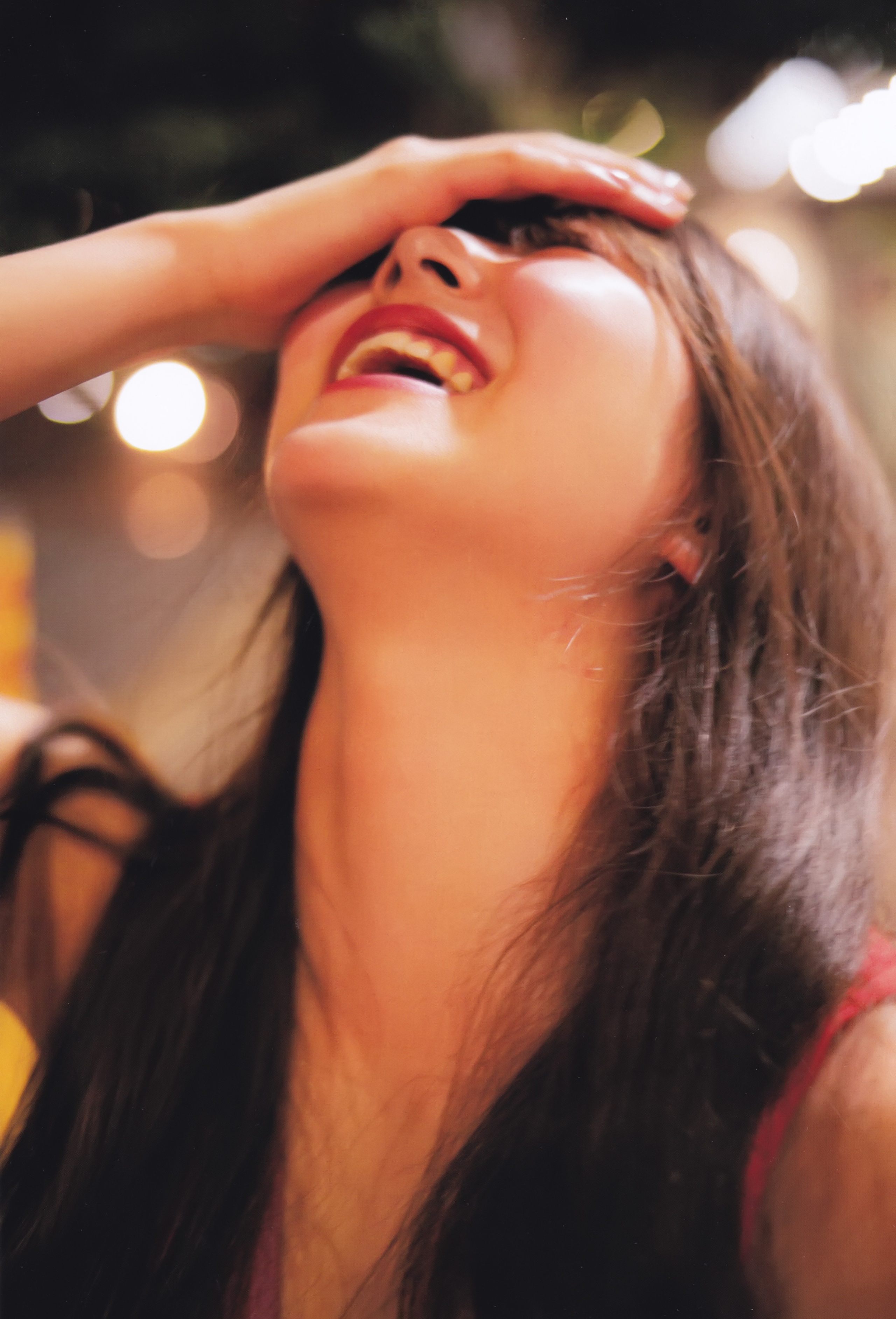 2019.06.19 Sách ảnh đầu tiên của Shirama Miru Love Rush