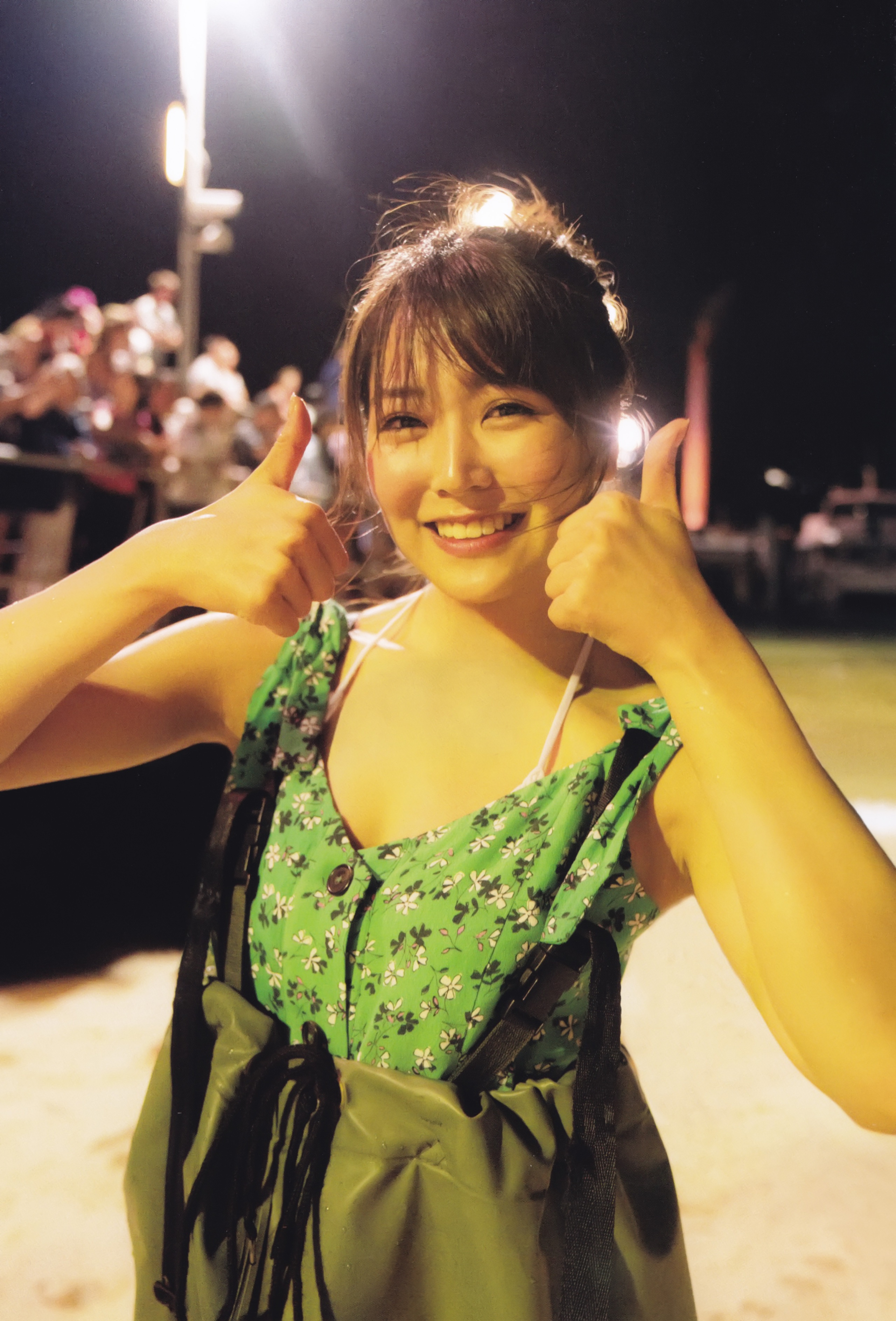 2019.06.19 Sách ảnh đầu tiên của Shirama Miru Love Rush