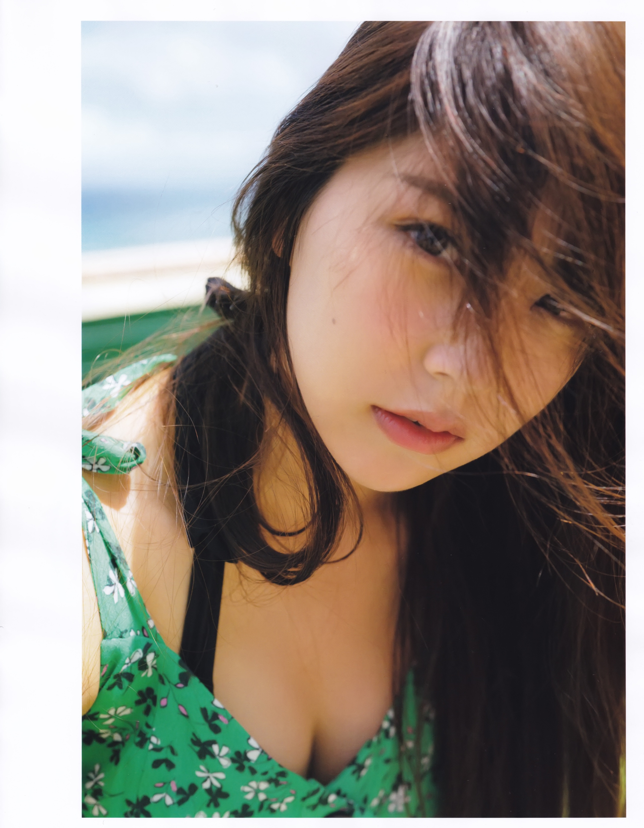 2019.06.19 Sách ảnh đầu tiên của Shirama Miru Love Rush