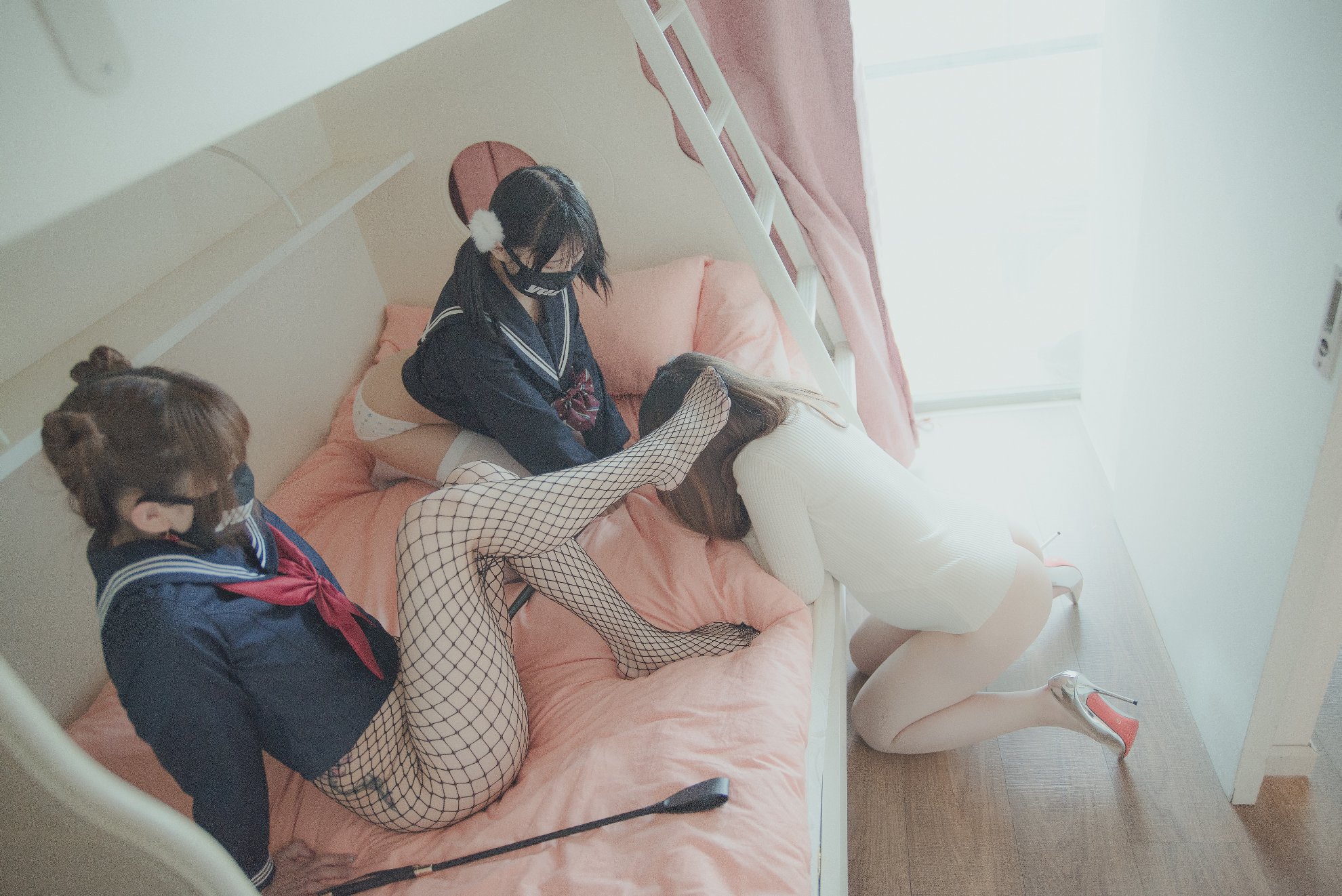 Yuzuki 2019-04 "Chị, Chị và Mẹ" + Video