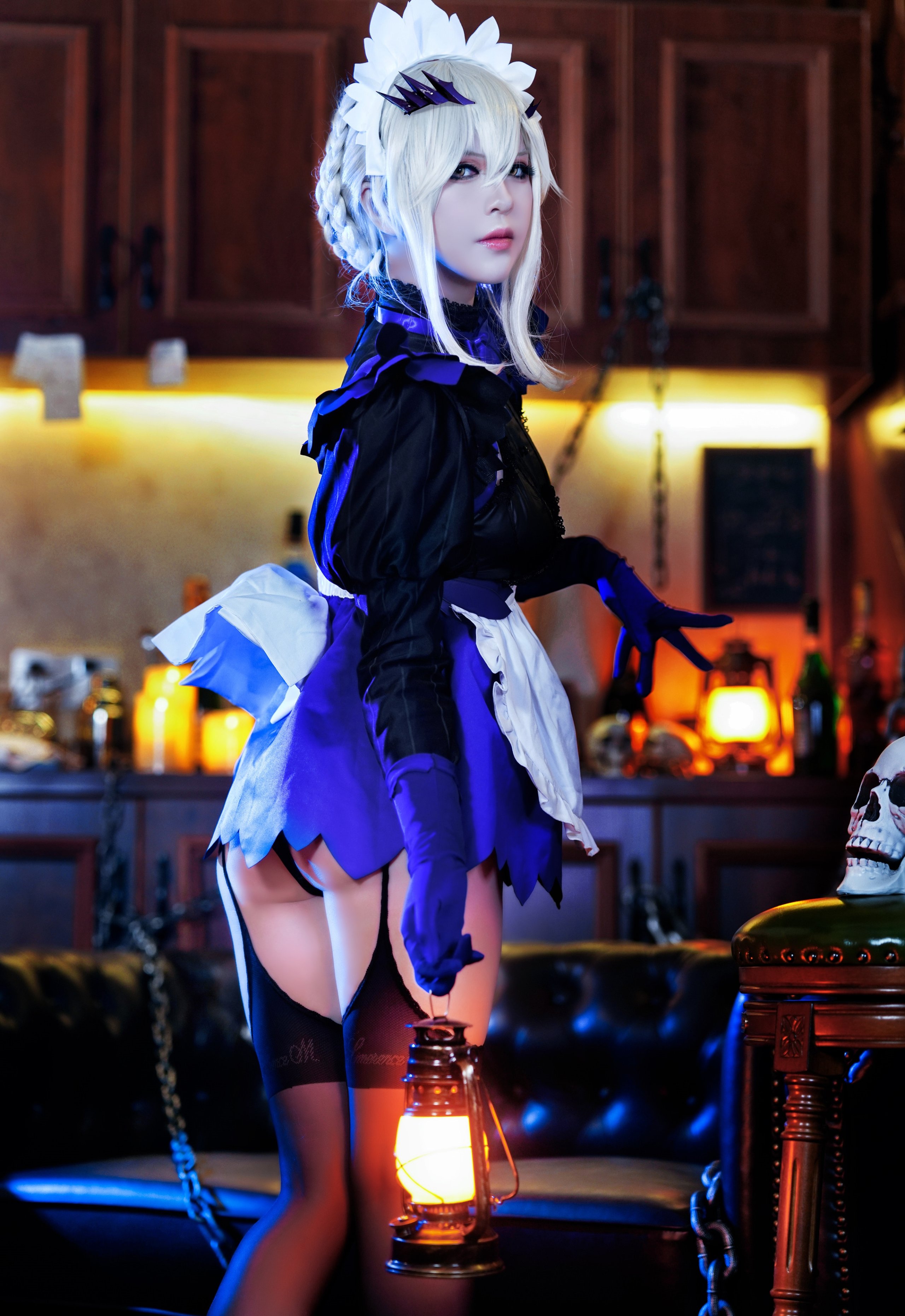 Một nửa rưỡi - người giúp việc Lanceralter