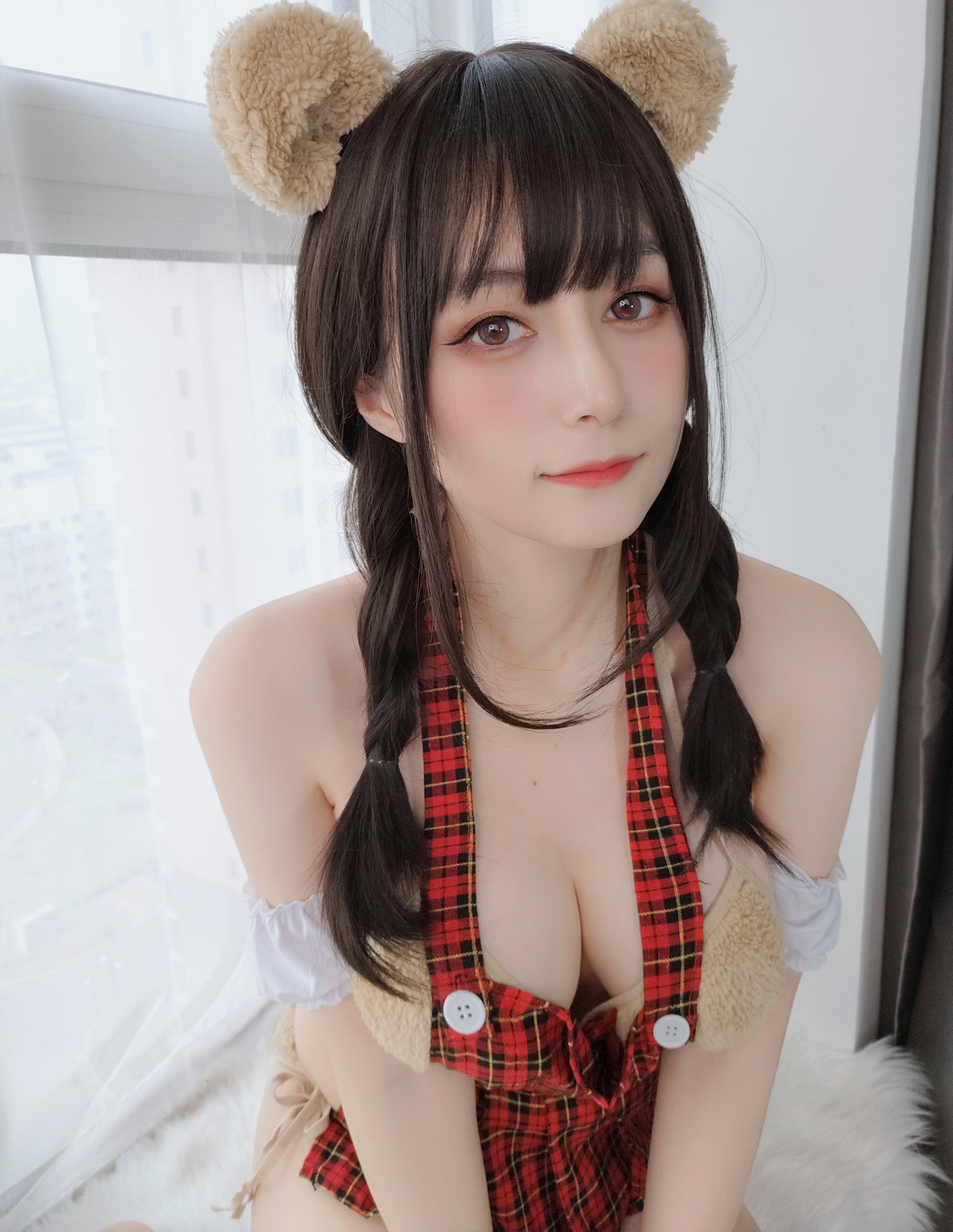 Bạc 81 - Gấu dễ thương + 5V