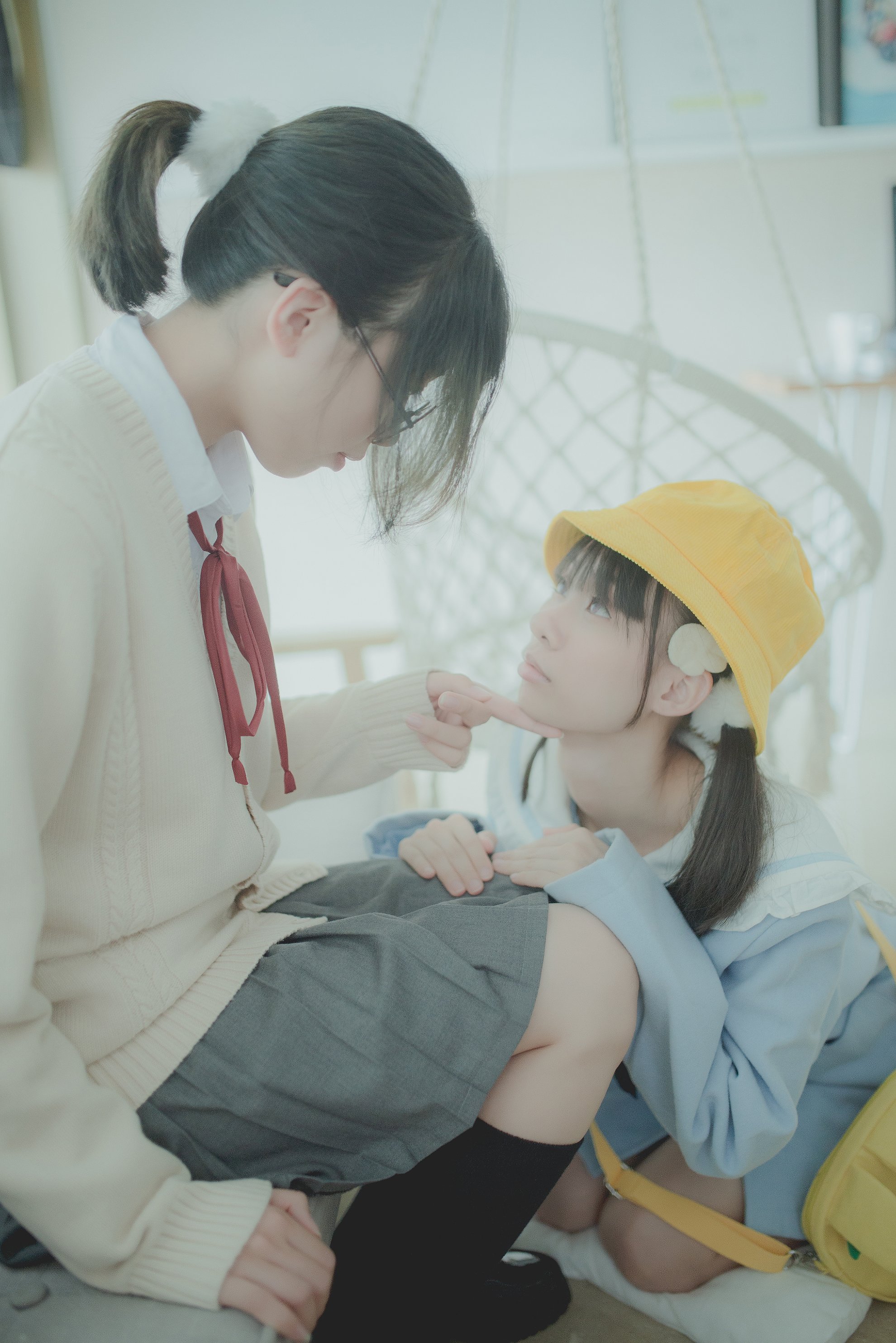 Yuzuki 2018-12, chị gái và chị gái