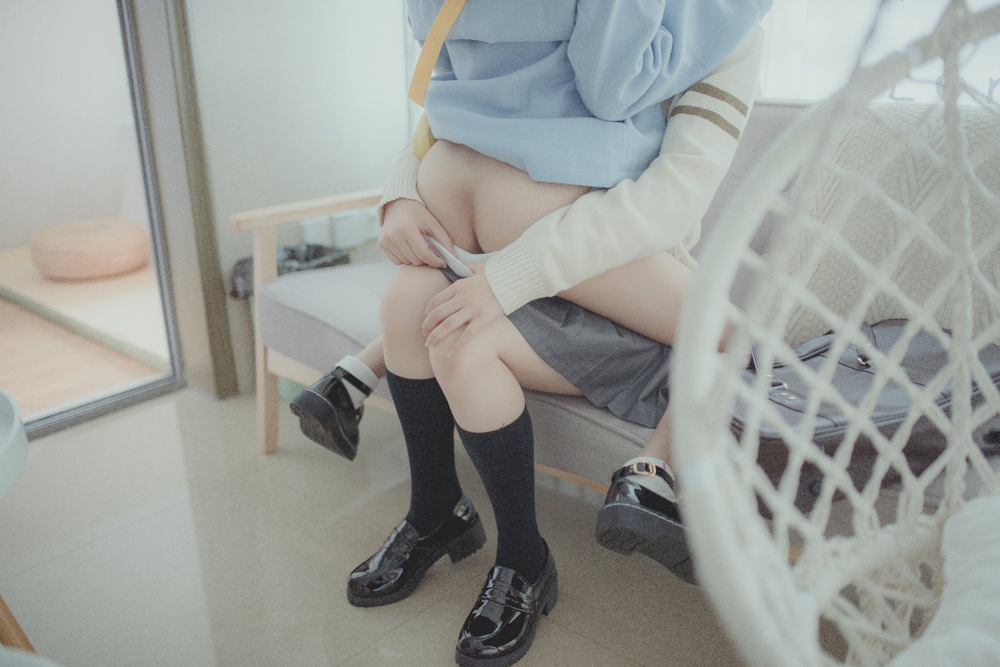 Yuzuki 2018-12, chị gái và chị gái