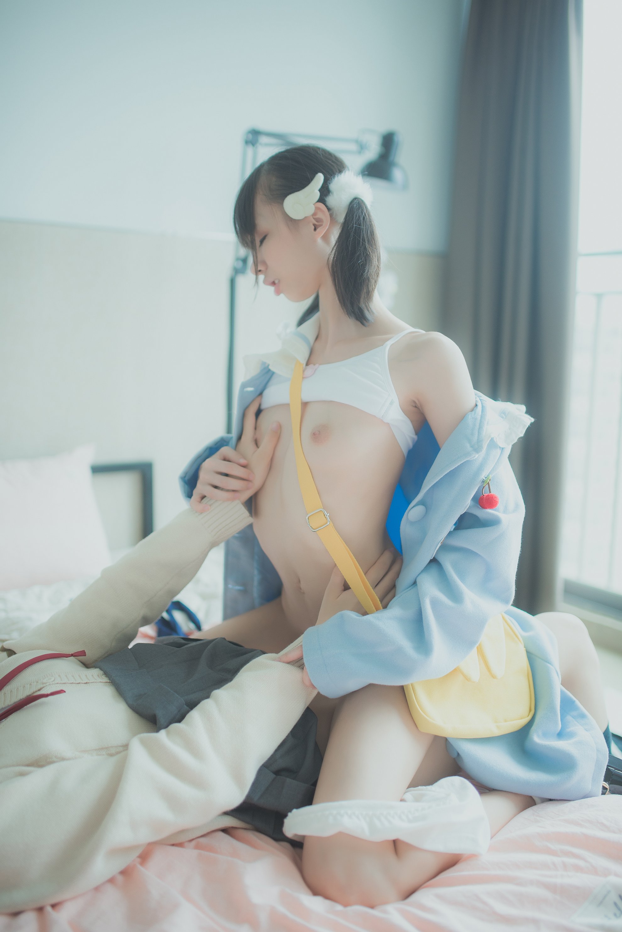 Yuzuki 2018-12, chị gái và chị gái