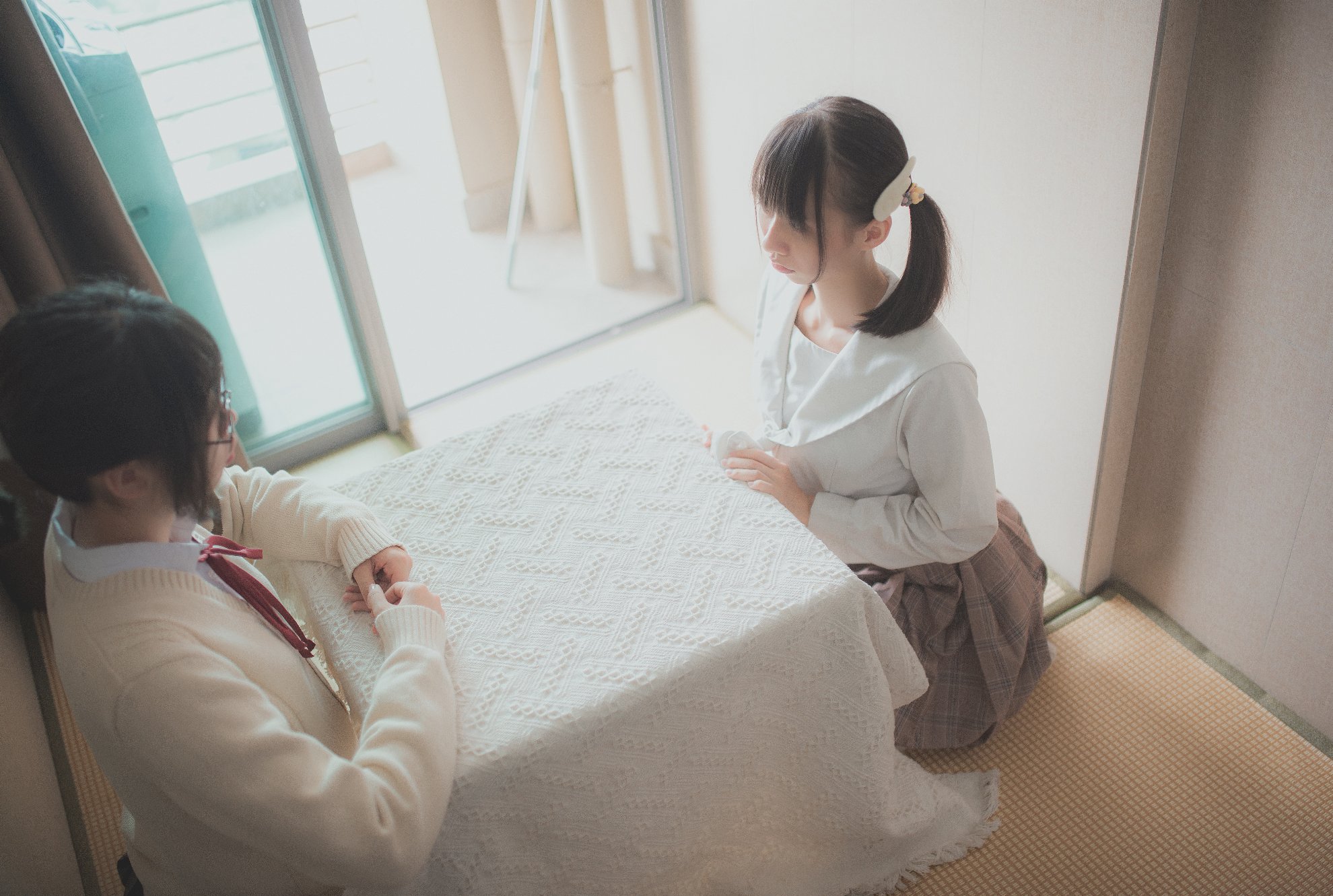 Yuzuki 2018-12, chị gái và chị gái