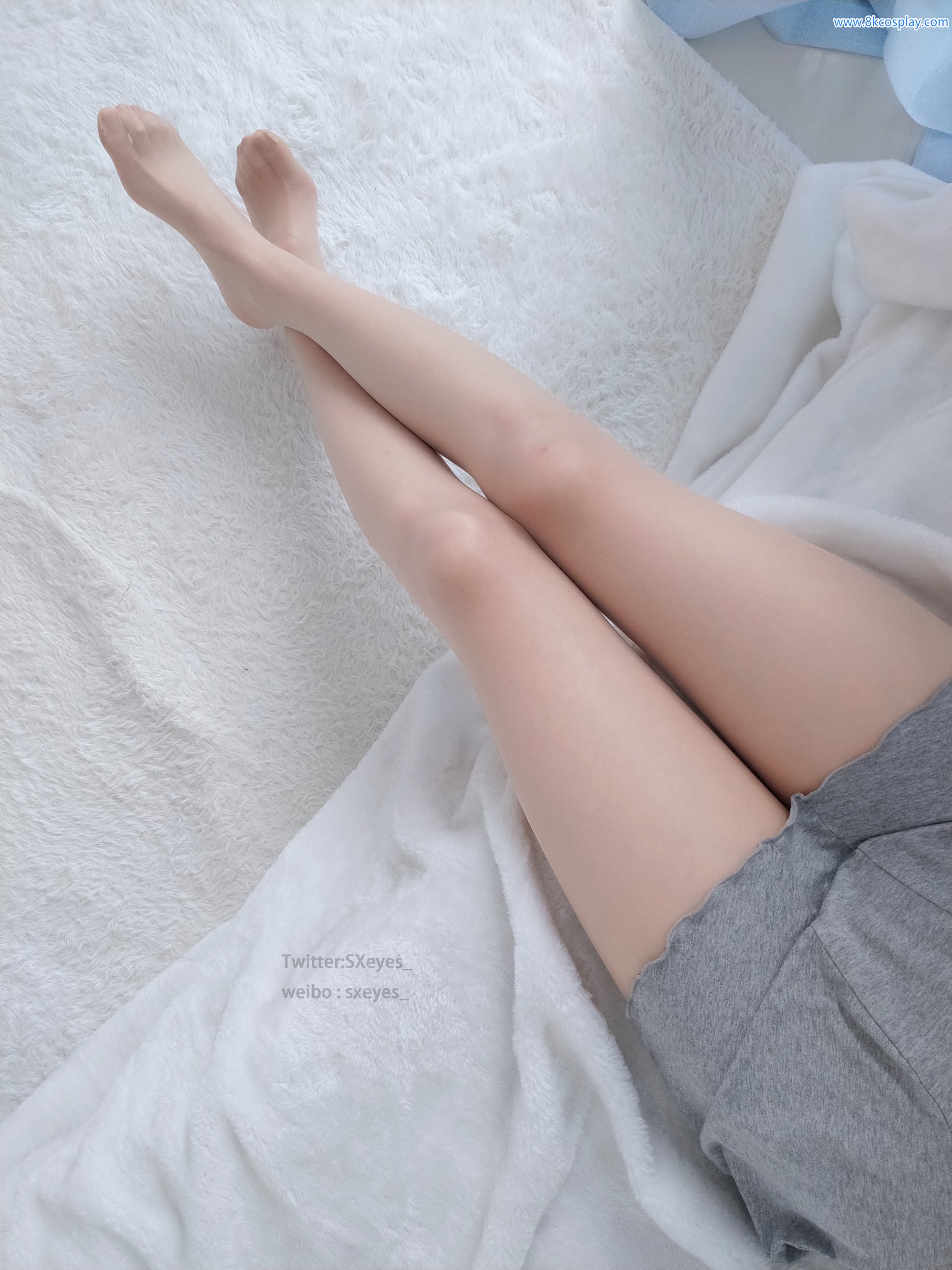 Eyes and Devil W No số 031 váy lợn cắt nhỏ