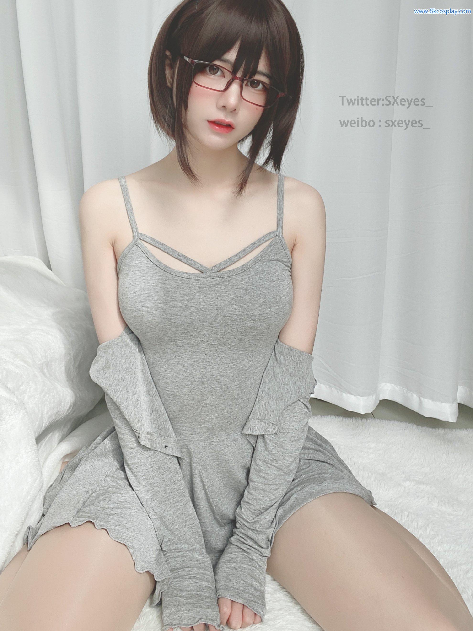 Eyes and Devil W No số 031 váy lợn cắt nhỏ