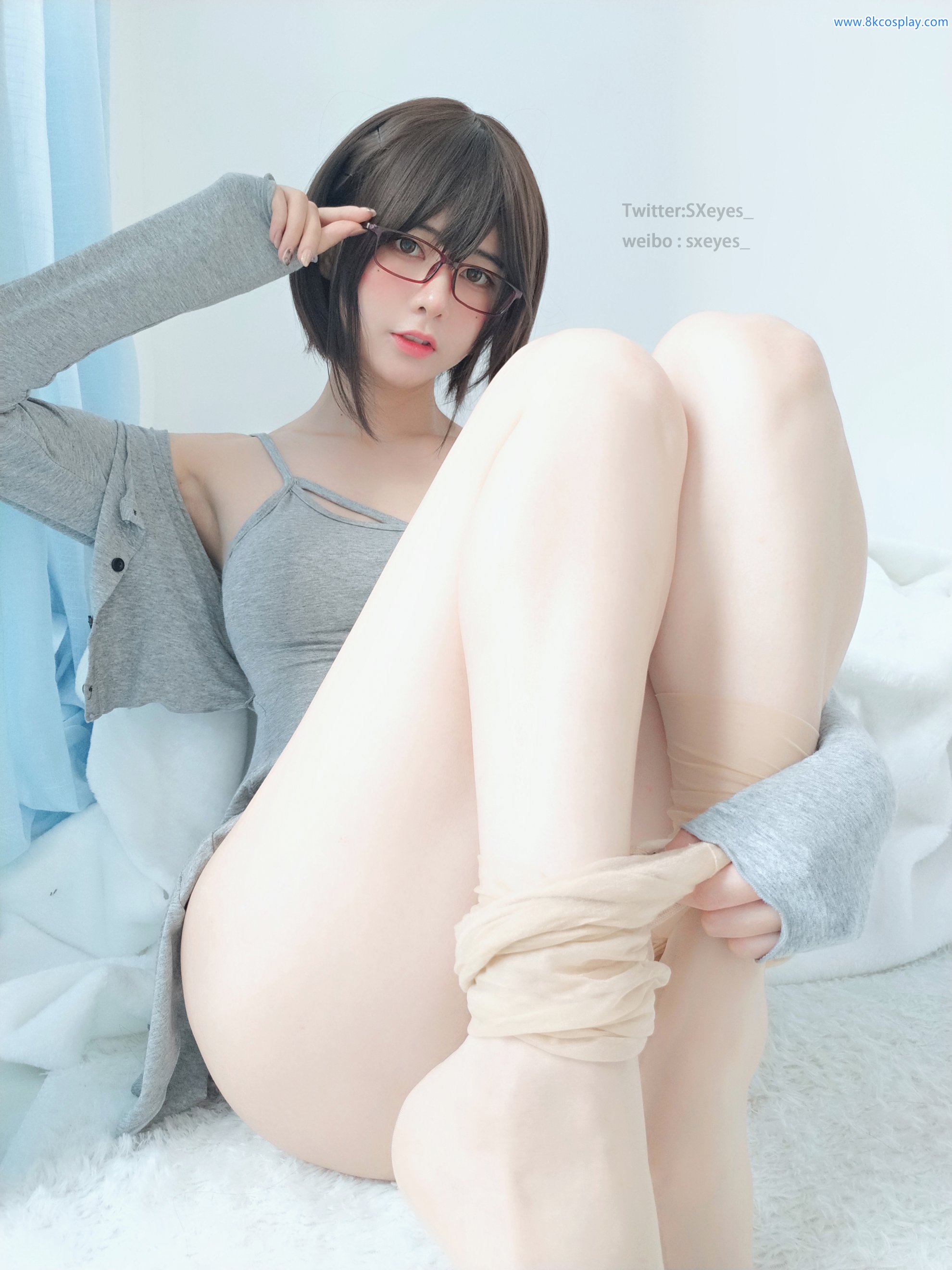 Eyes and Devil W No số 031 váy lợn cắt nhỏ