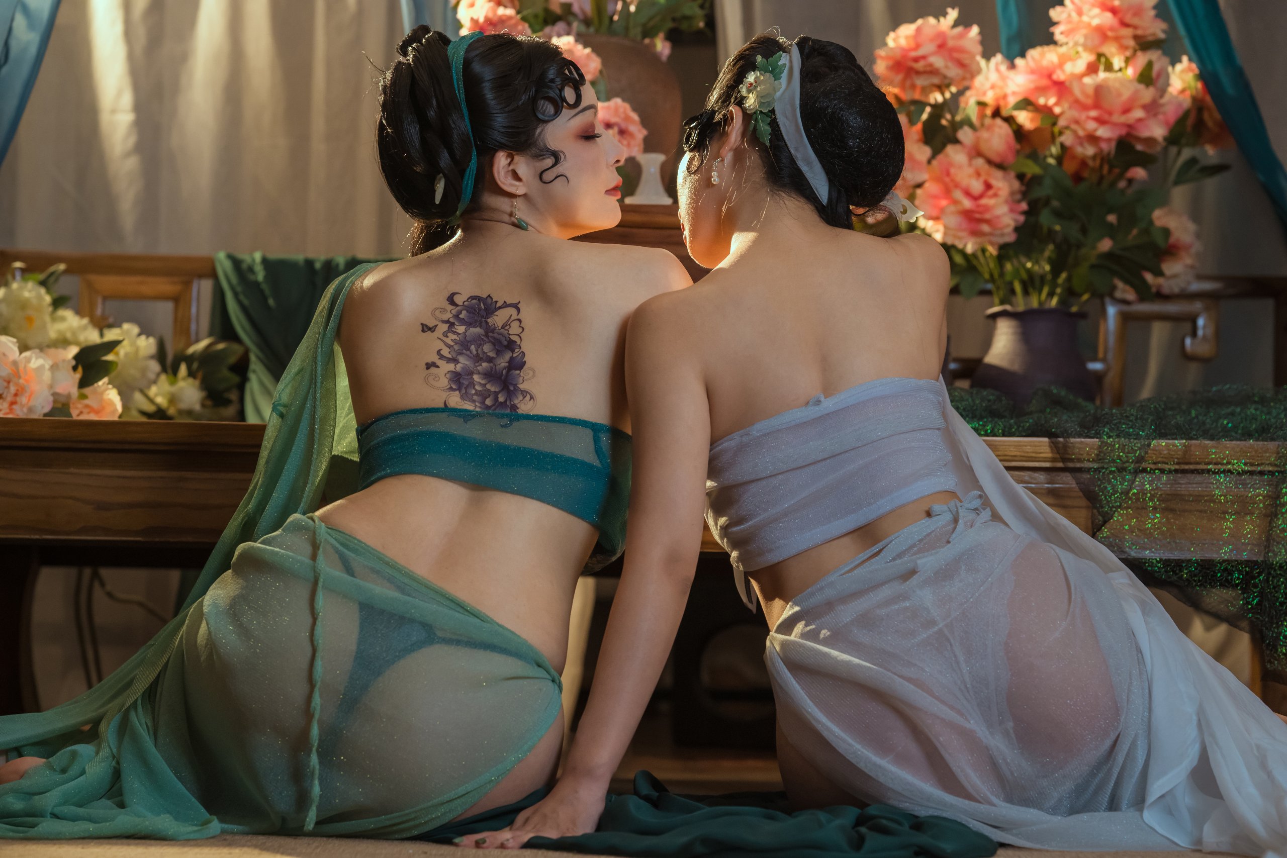 Mùa thu và Corgi - Rắn xanh và trắng + V