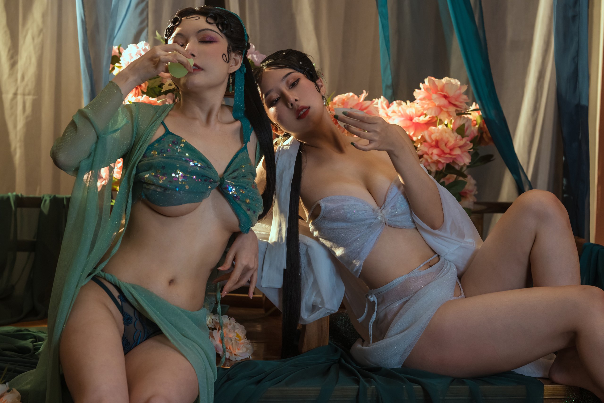 Mùa thu và Corgi - Rắn xanh và trắng + V