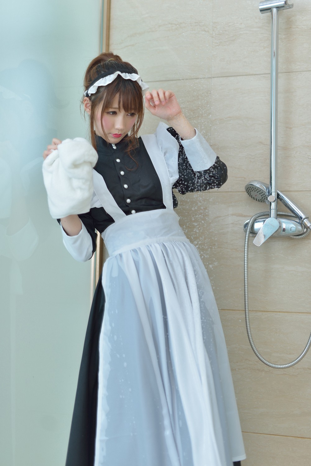 Nagisa Monster Meow - Miss Maid
