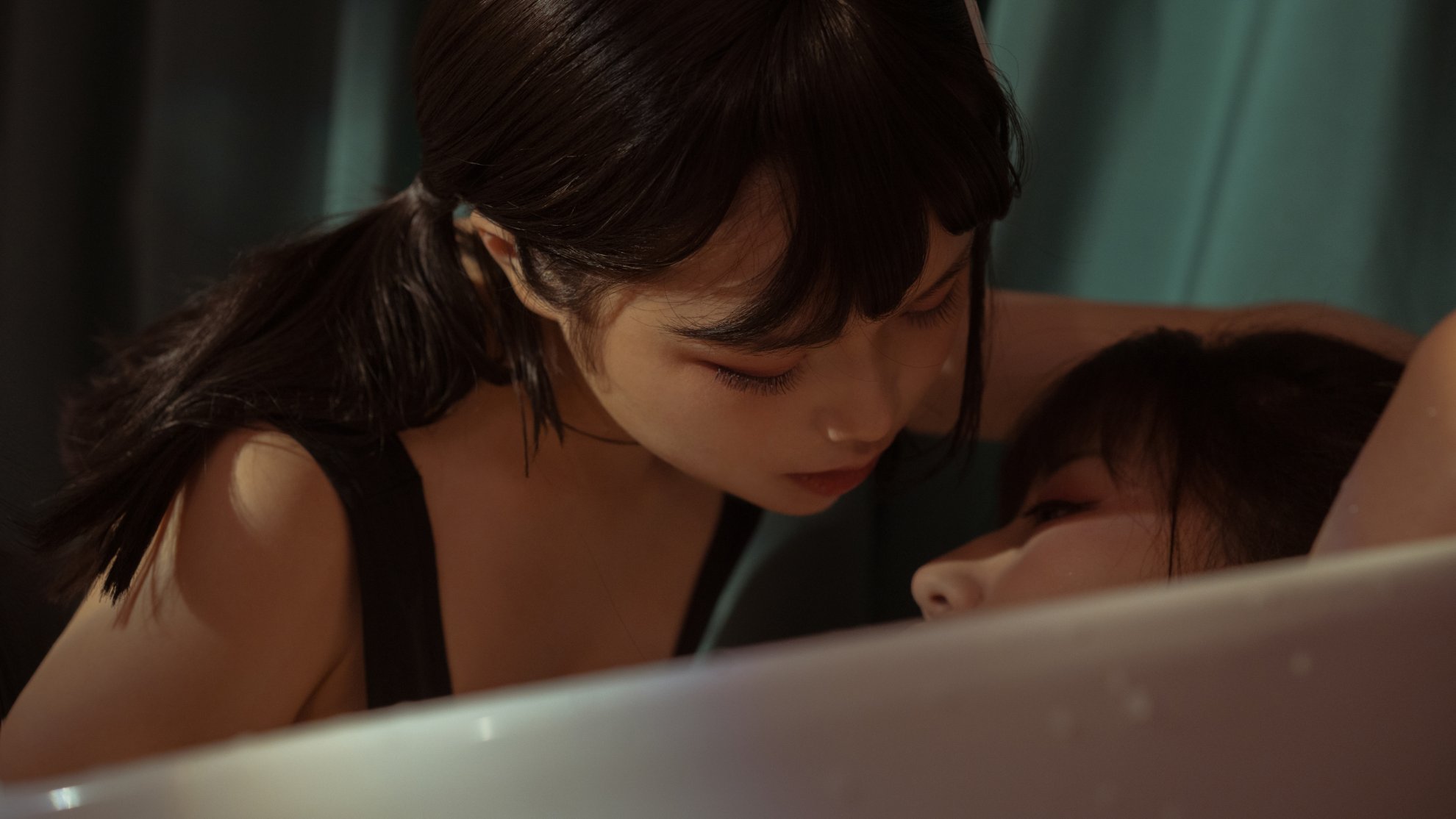 [Tháng 7 Meow] Không. 05 Bồn tắm đôi đen trắng