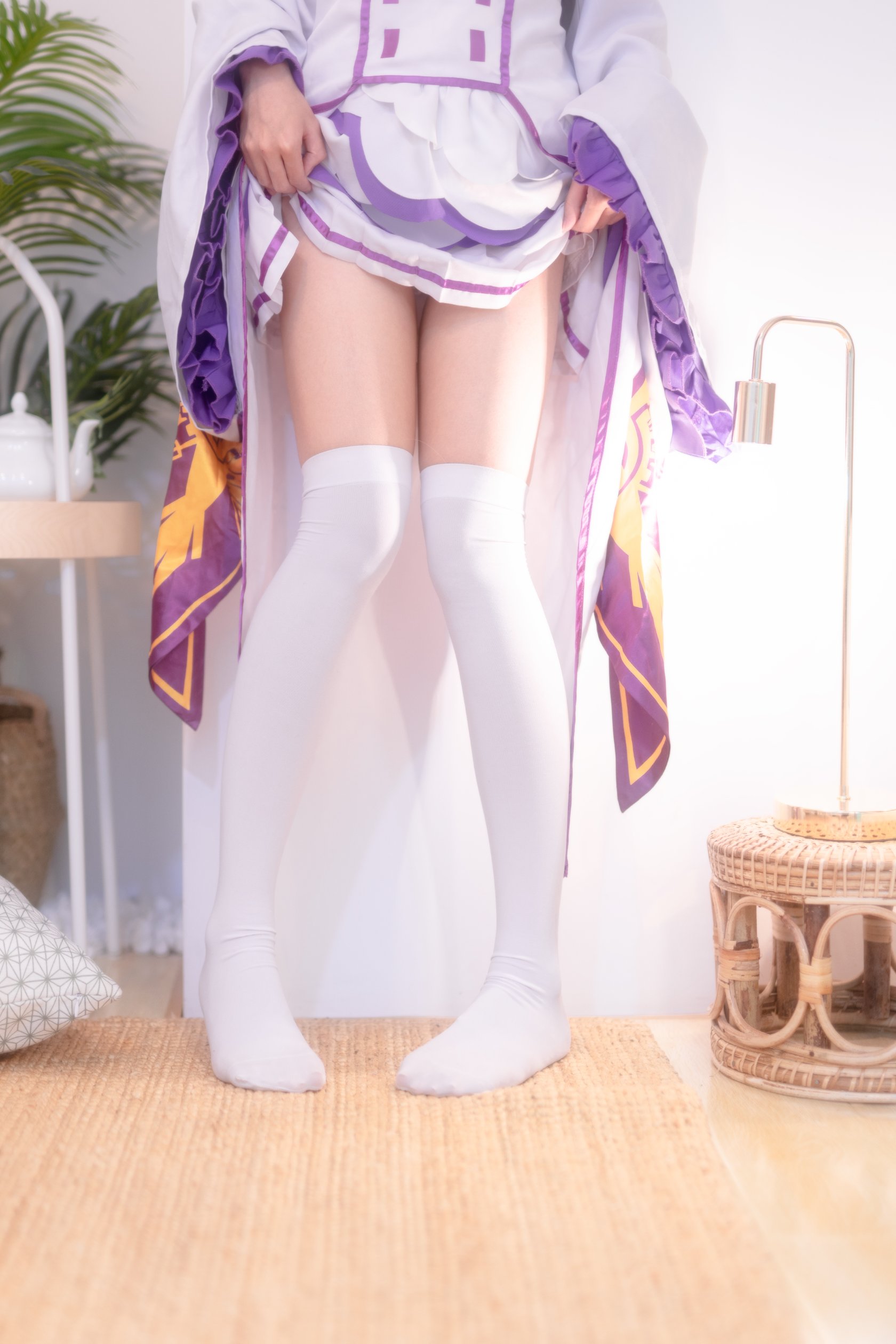 [Momo-] ai umi (Re: Zero - bắt đầu cuộc sống ở một thế giới khác)