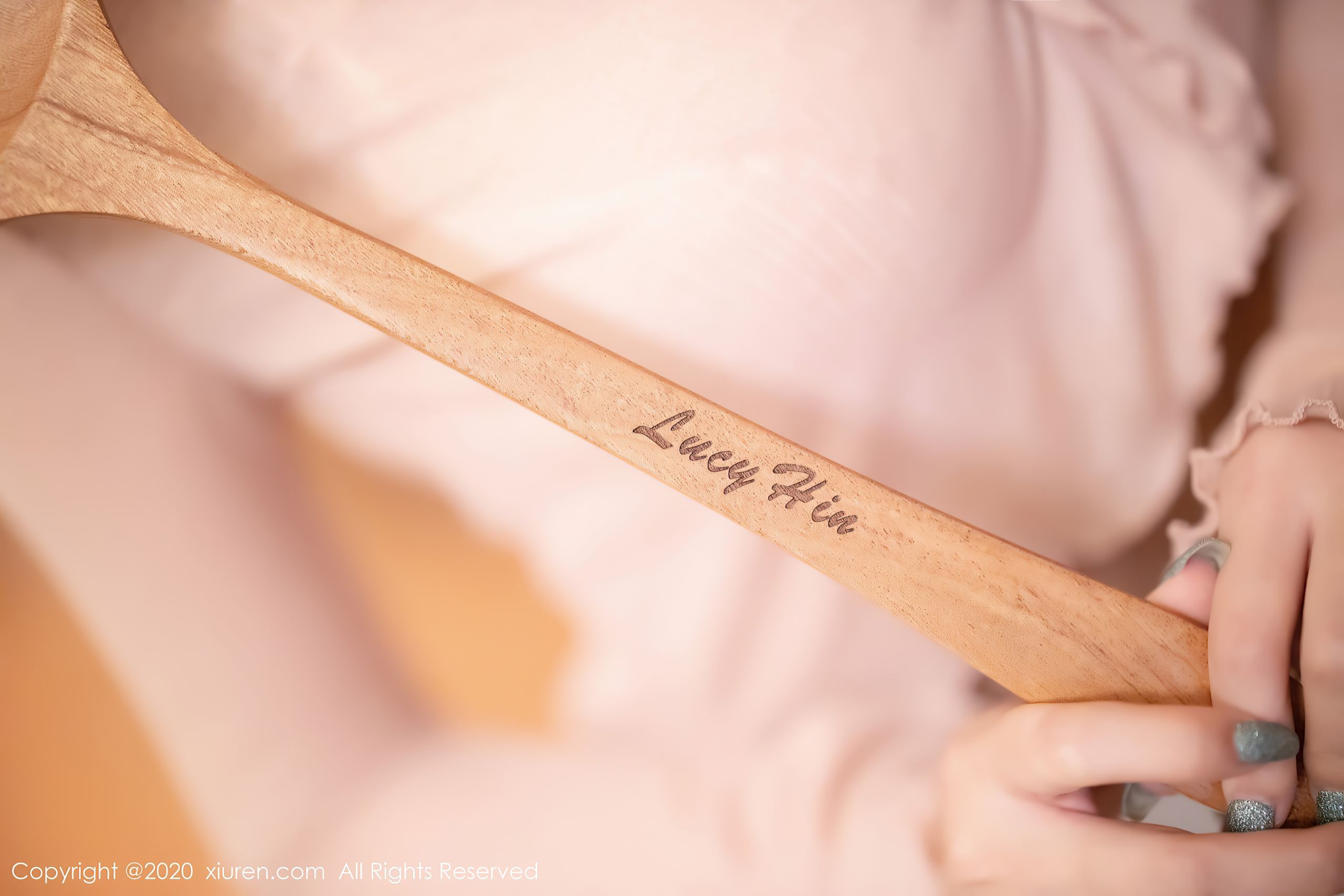 XIUREN NO.2905: Yang Chen Chen (Yang Chen Sugar)