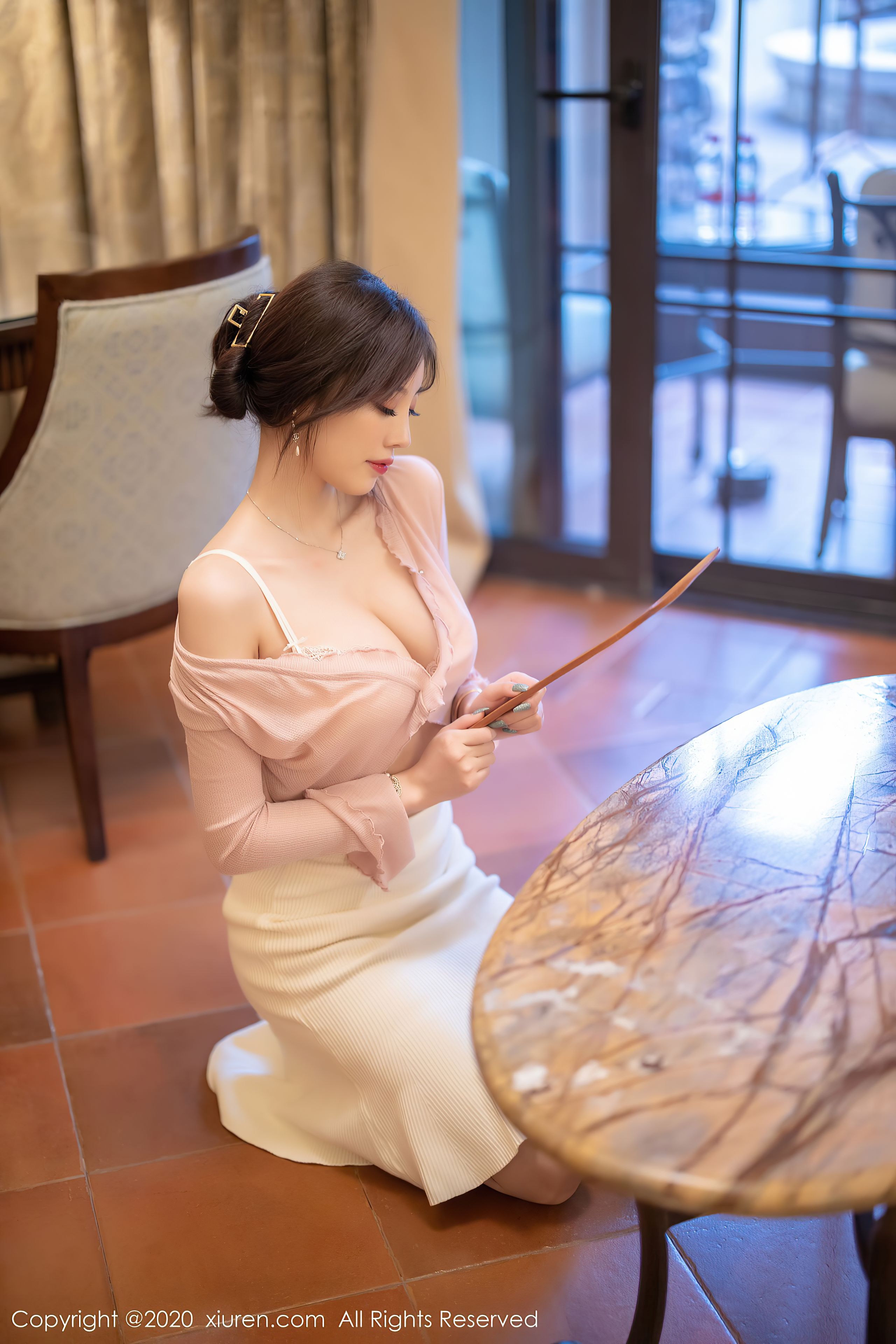 XIUREN NO.2905: Yang Chen Chen (Yang Chen Sugar)