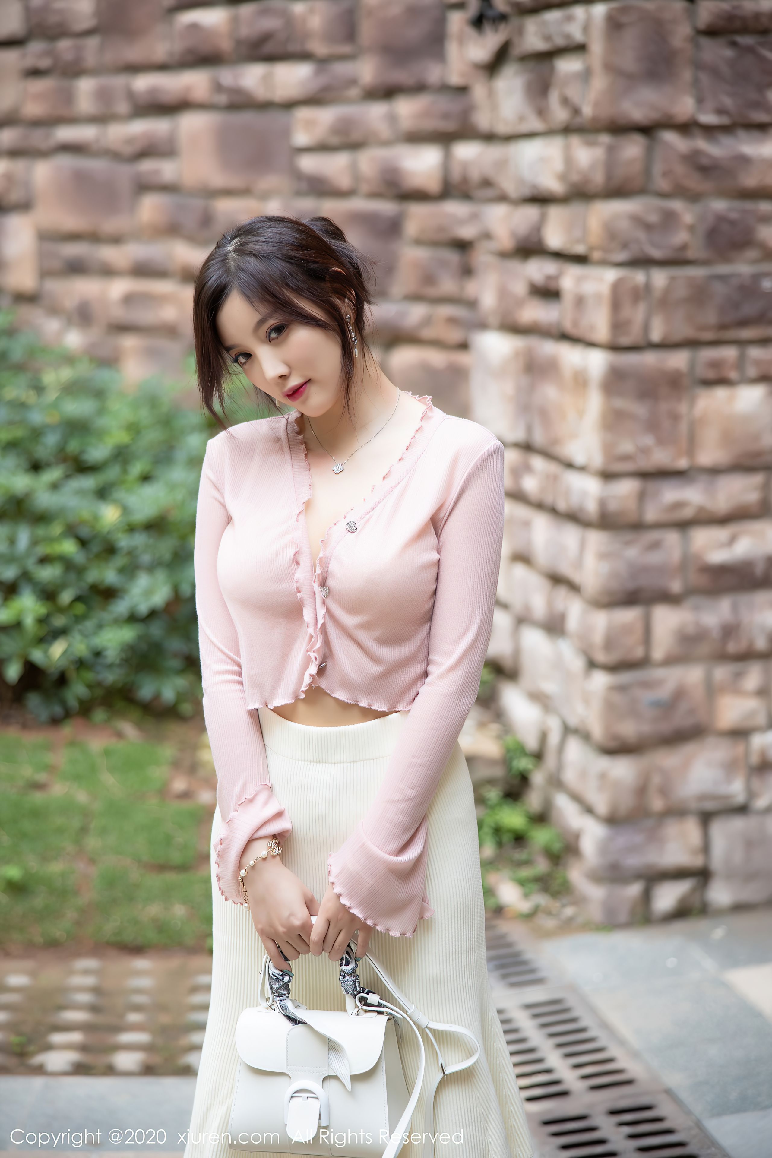 XIUREN NO.2905: Yang Chen Chen (Yang Chen Sugar)