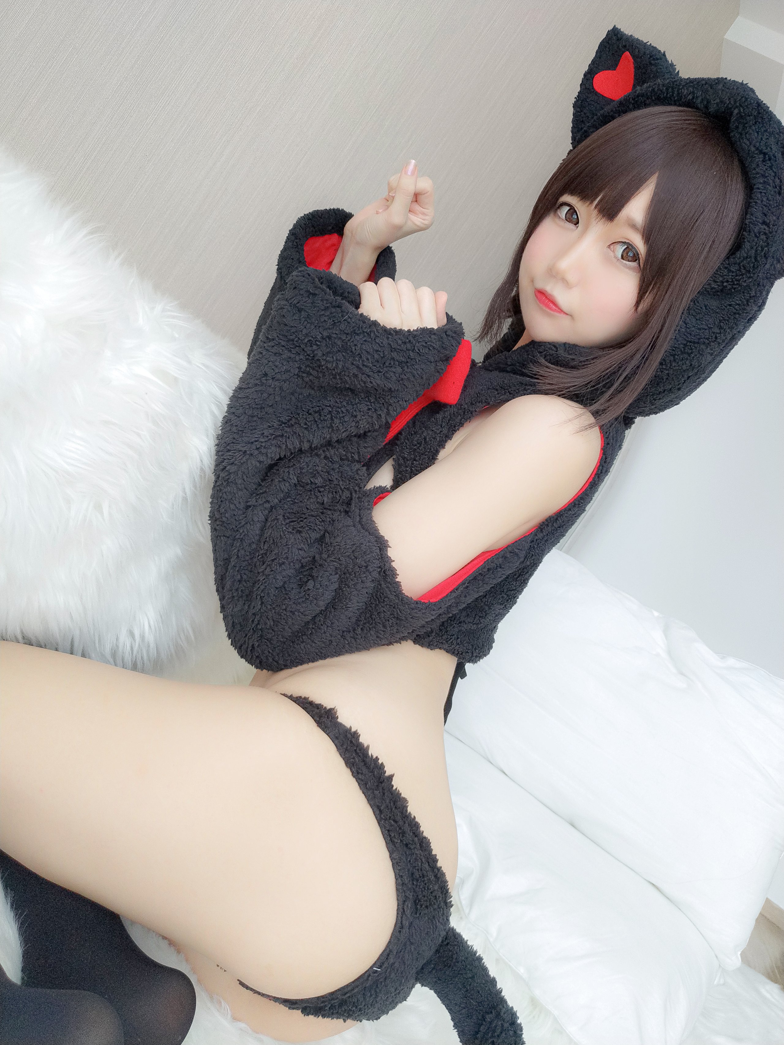 [Nagisa Monster Meow] Mèo đen