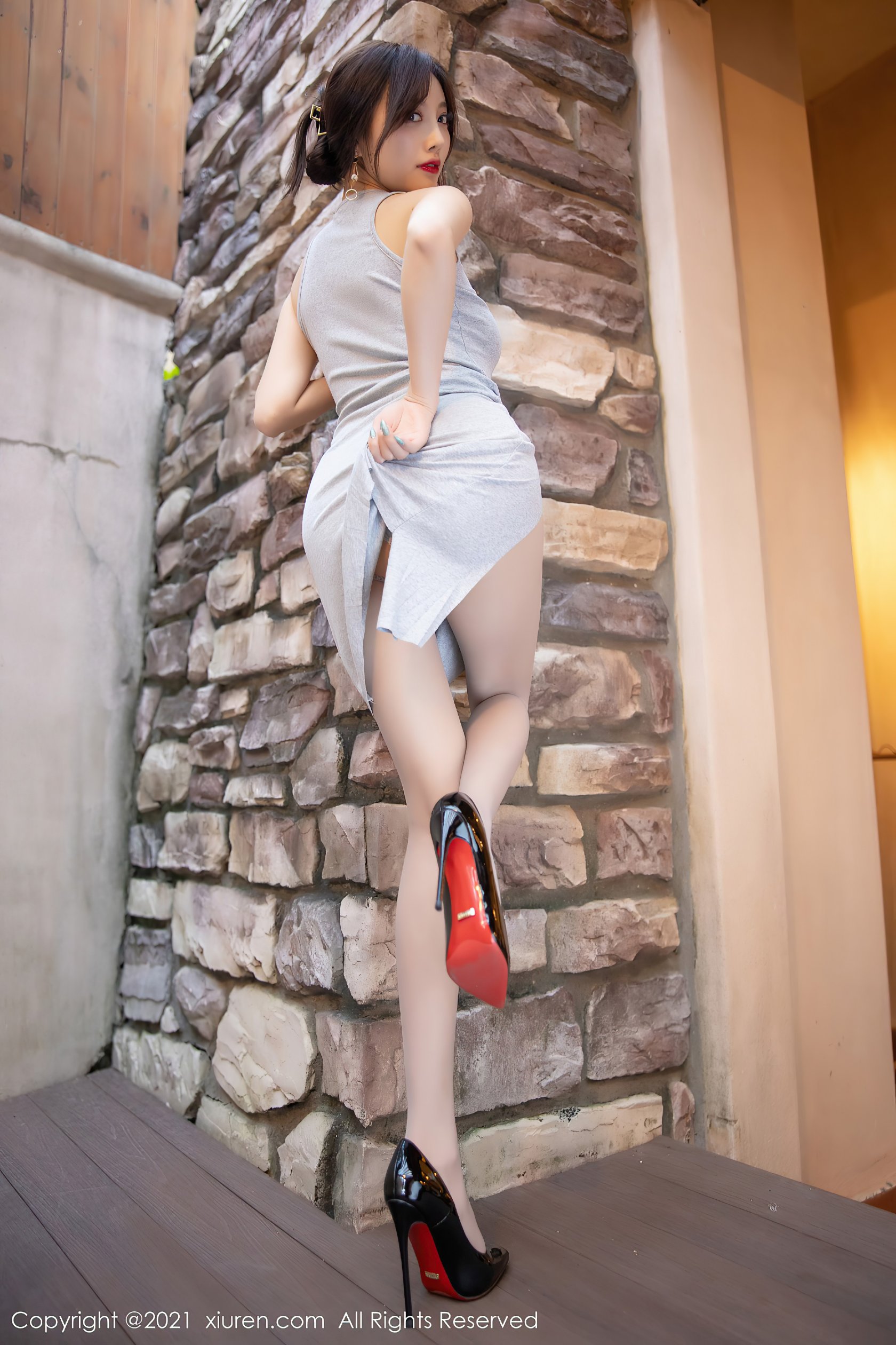 XIUREN NO.3022: Yang Chen Chen (Yang Chen Sugar)