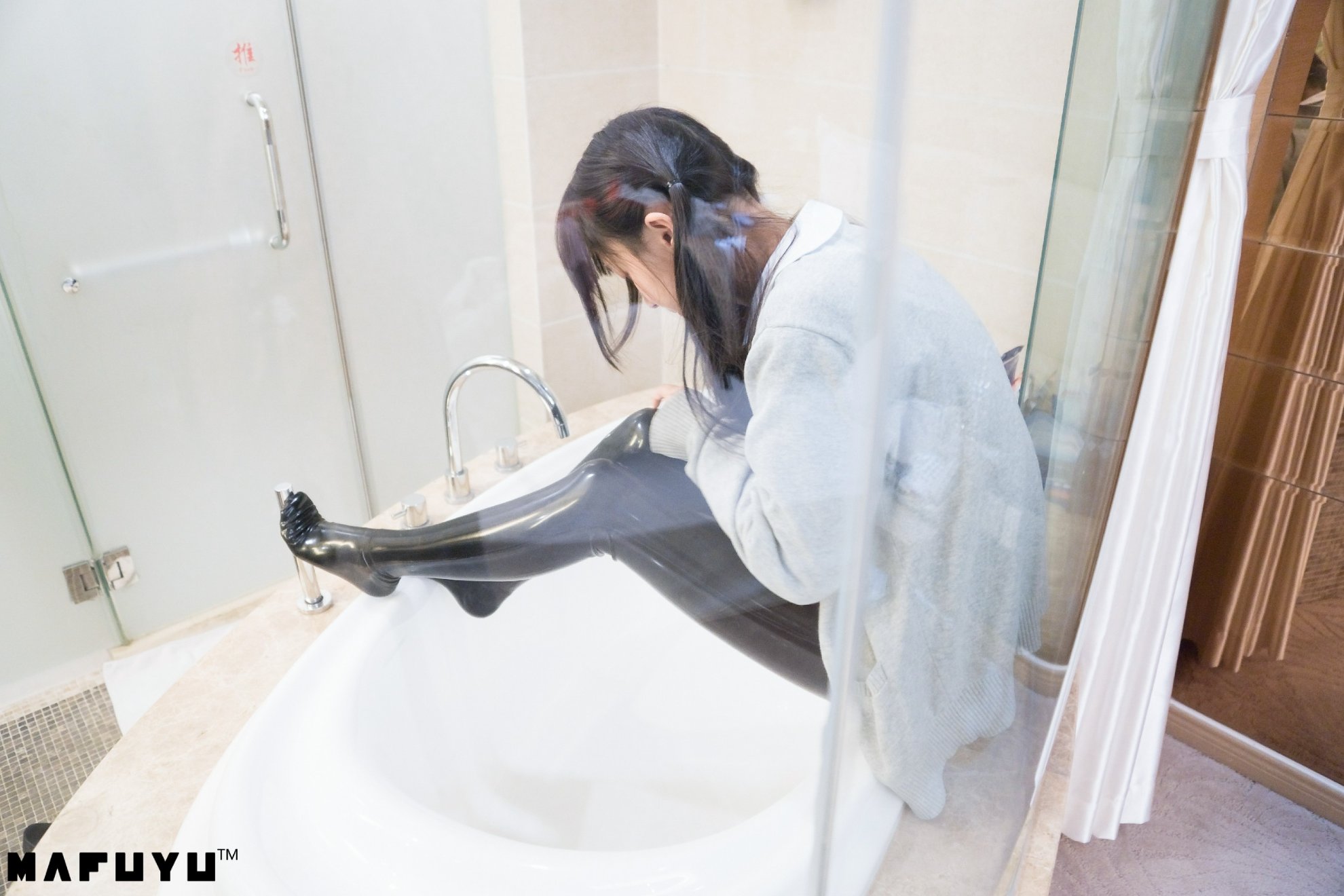 [Kagurazaka Mafuyu] Sê -ri người hâm mộ