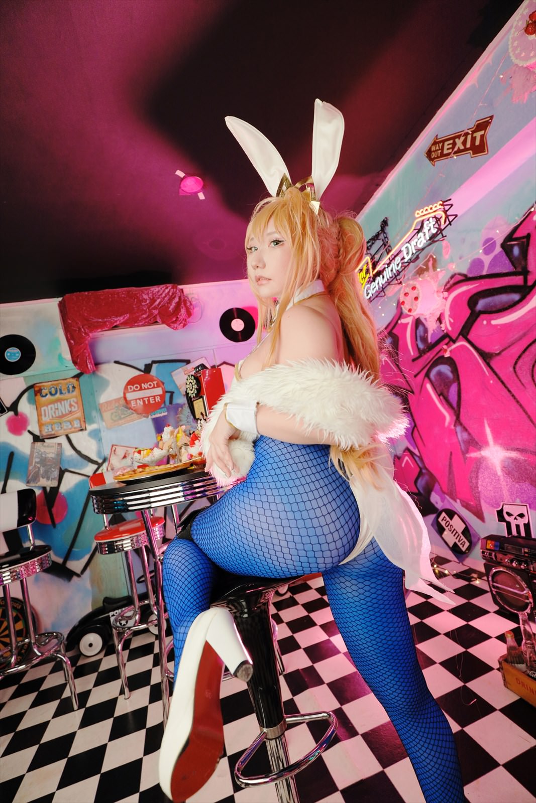 [SHOET STAR'S (SAKU)] Royal Bunny2